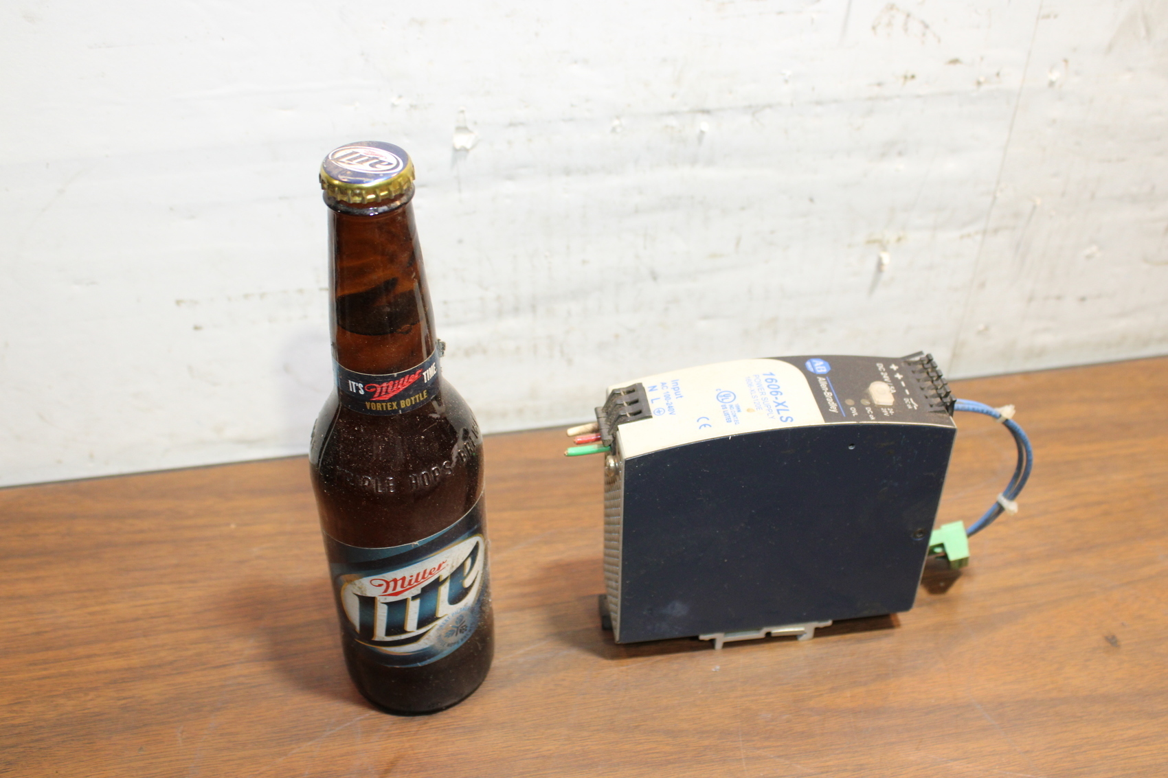Allen Bradley 1606-XLS120E Power Supply