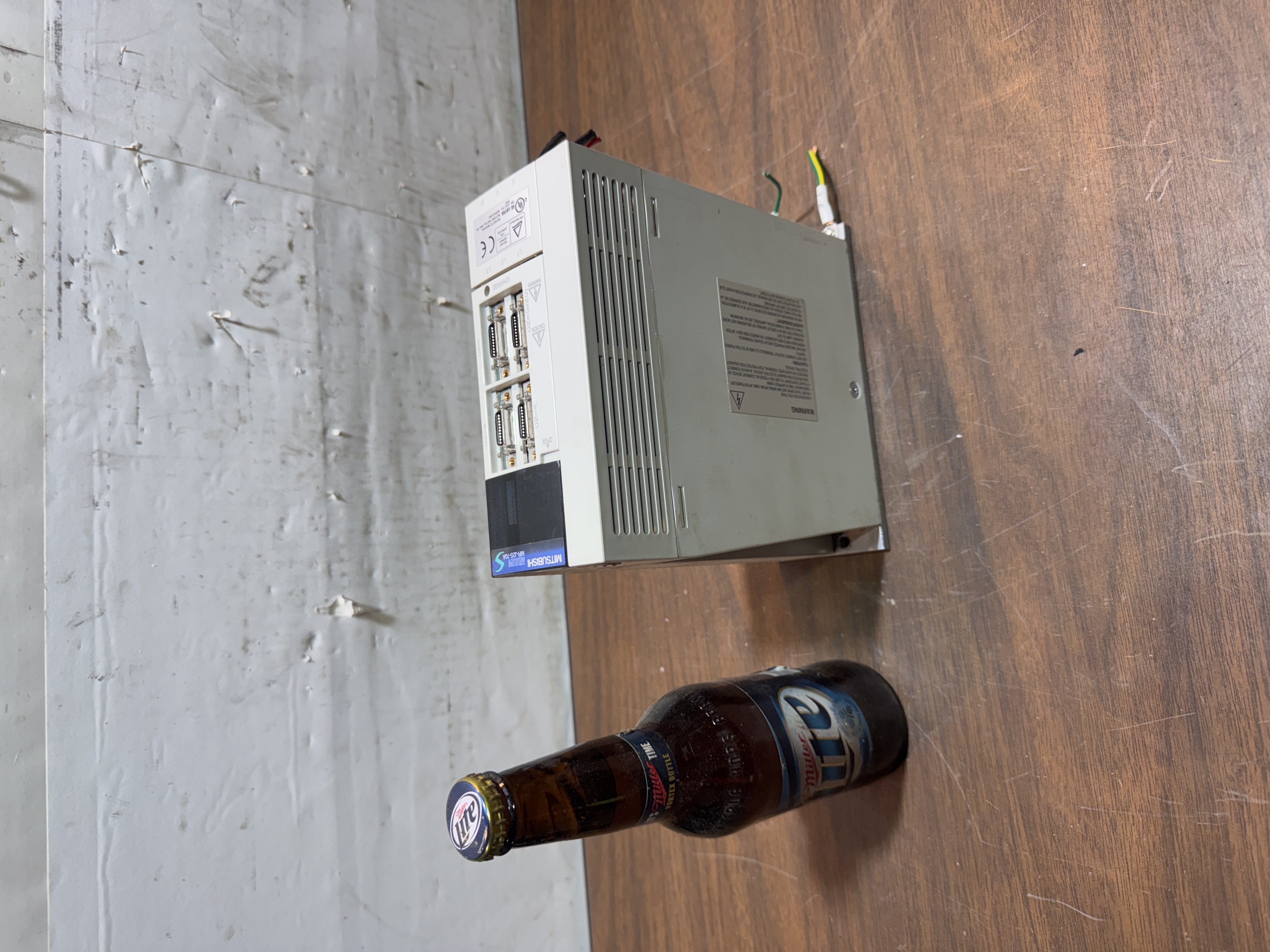 Mitsubishi MR-J2S-70A MELSERVO AC Servo Amplifier 750W 200-230V