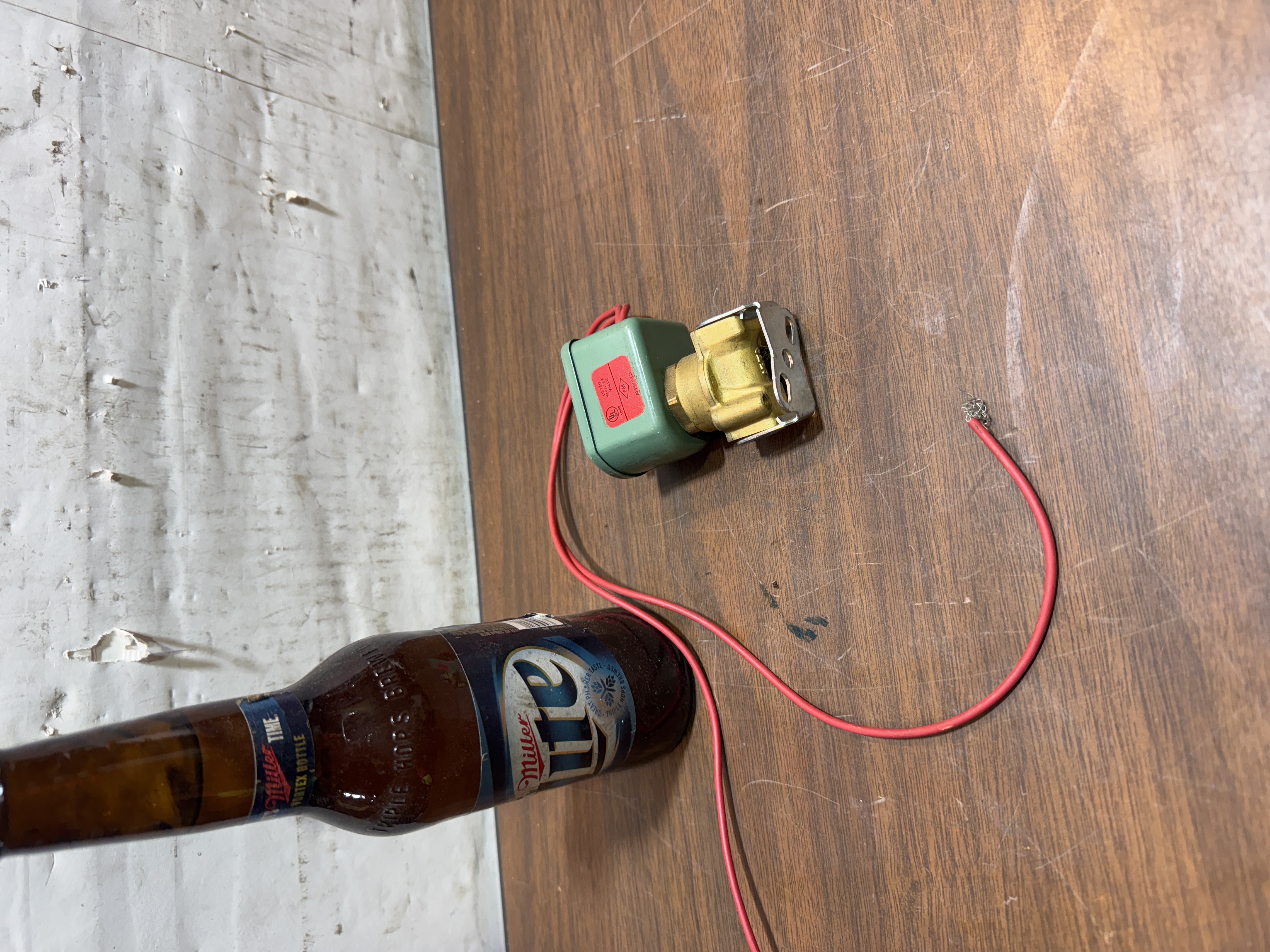 ASCO RedHat 8262G13 Solenoid Valve 1/4 in Pipe 120/60 110/50 6W