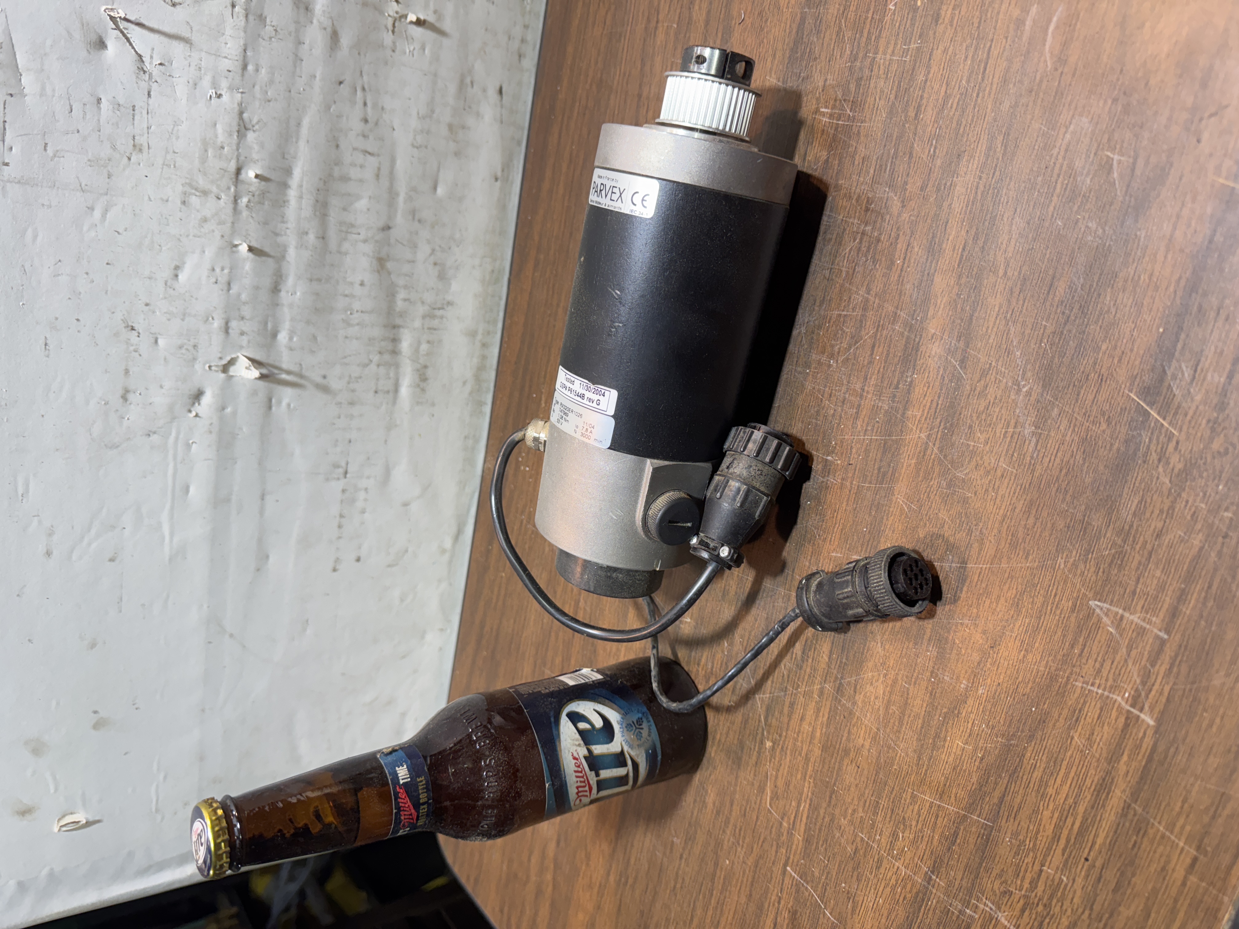 Parvex RX320ER1026 Servo Motor 53V 1.08Nm 3000rpm w/Pulley