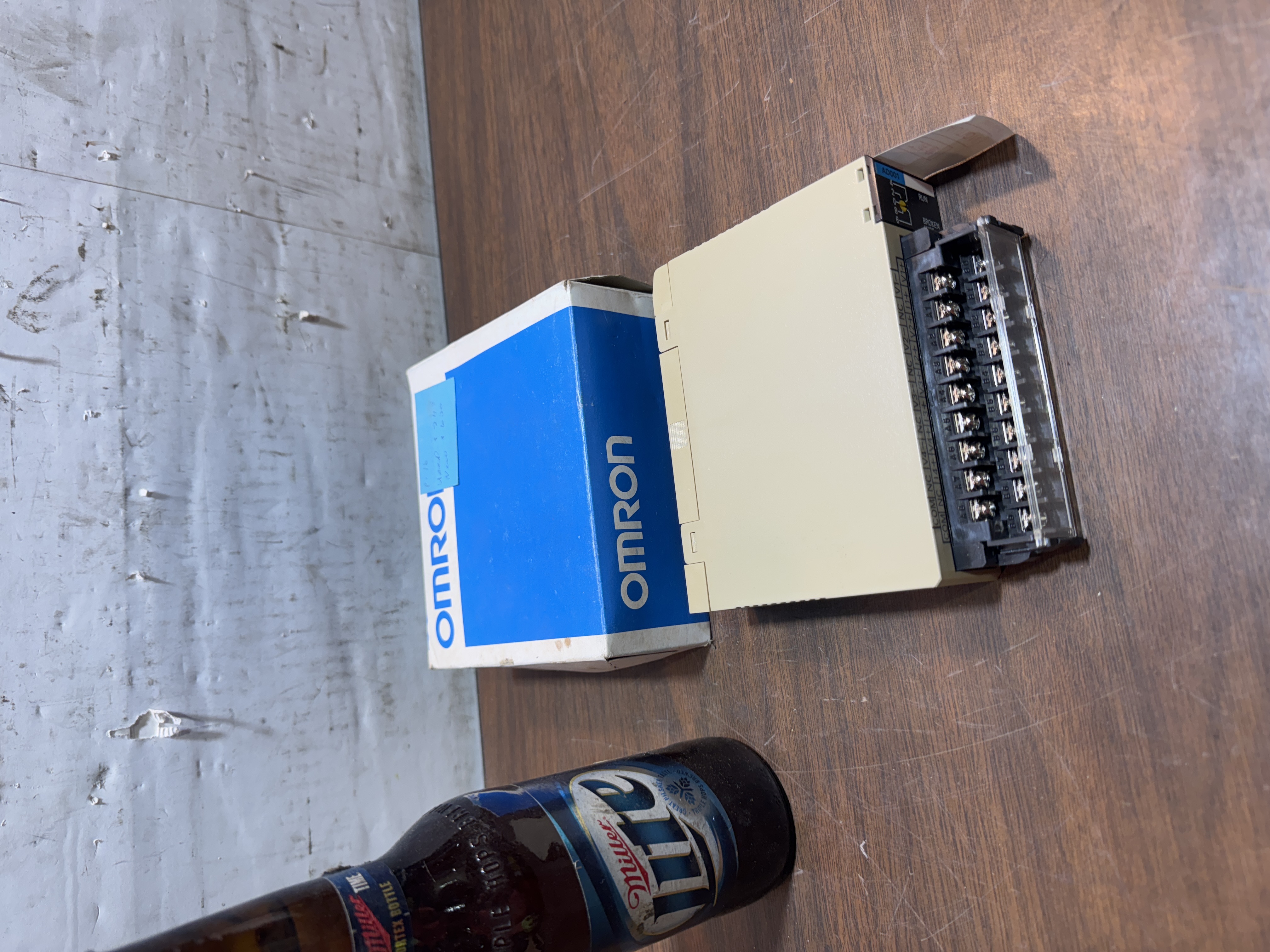 Omron SYSMAC C200H-AD001 A/D Analog Input Unit w/Box