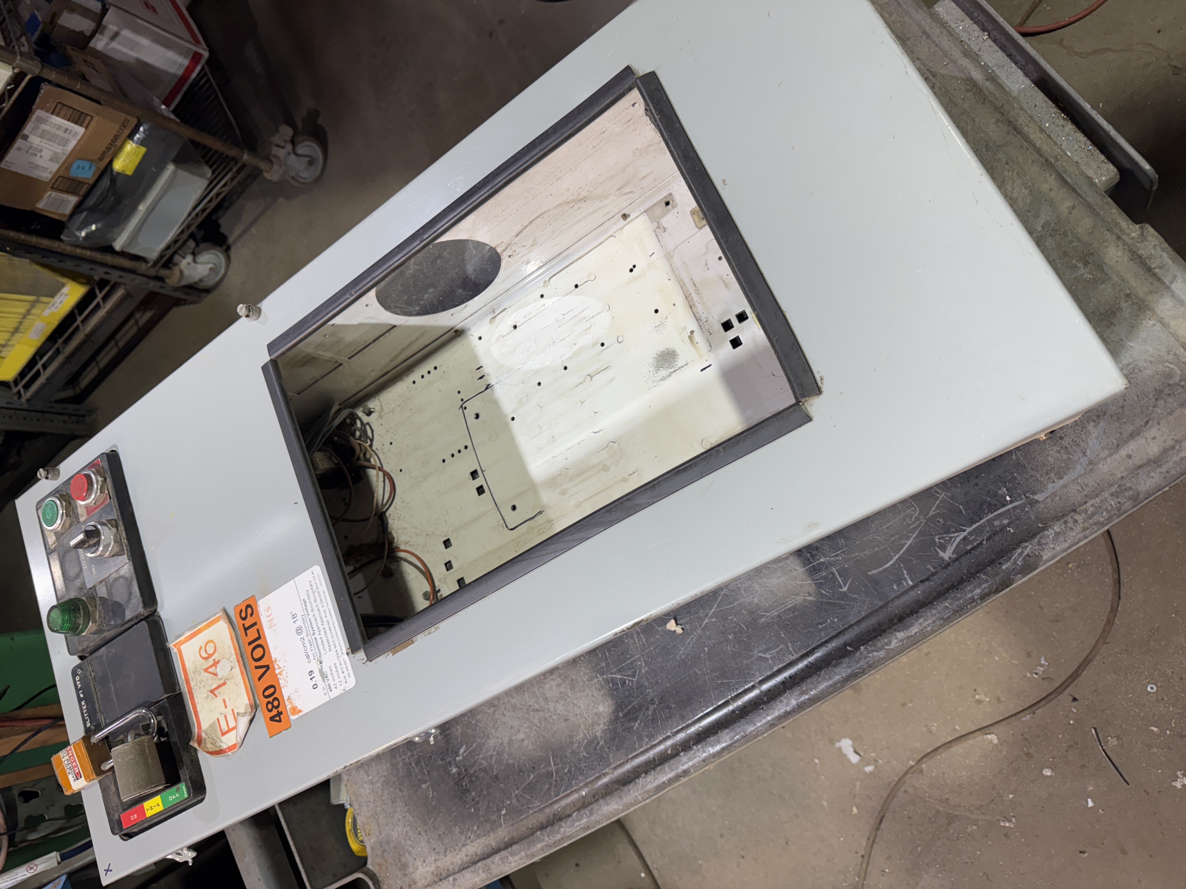 Eaton Cutler-Hammer MCC Bucket 480V 120V Control FDR HFD Used