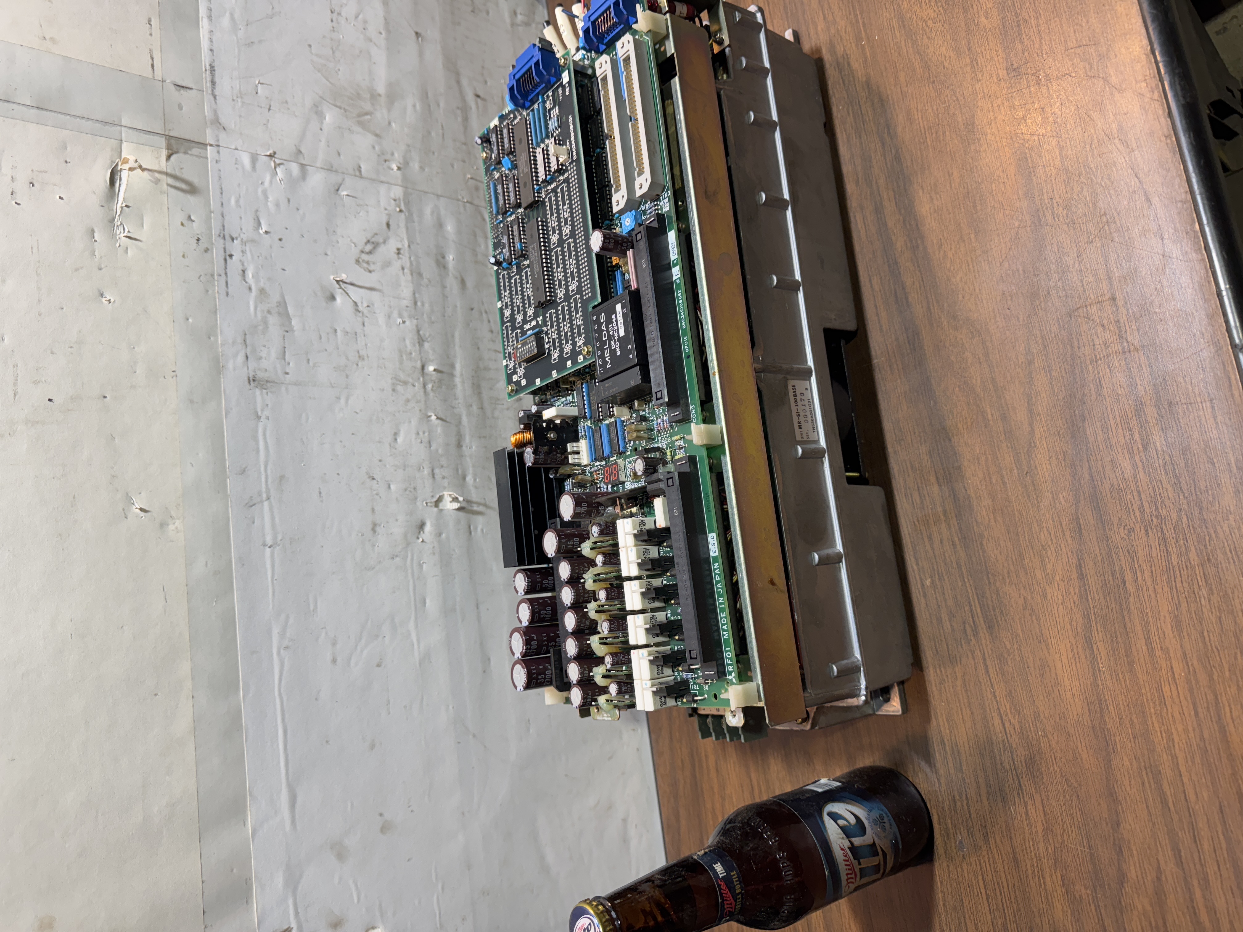 Mitsubishi MELDAS MR-S1-100-E01 Servo Drive Unit VER D