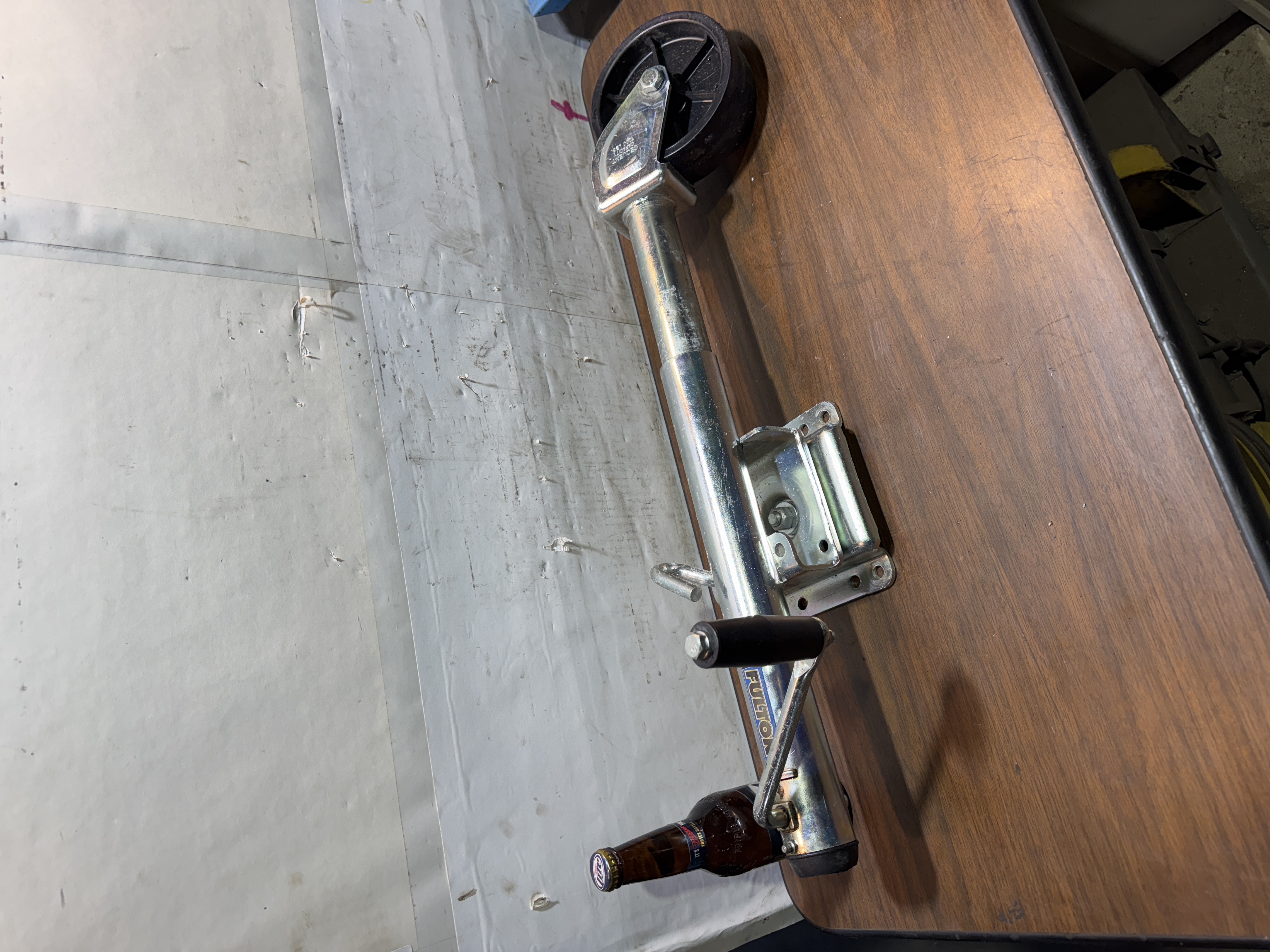 Fulton swing-away trailer tongue jack w/wheel,1200 lb capacity