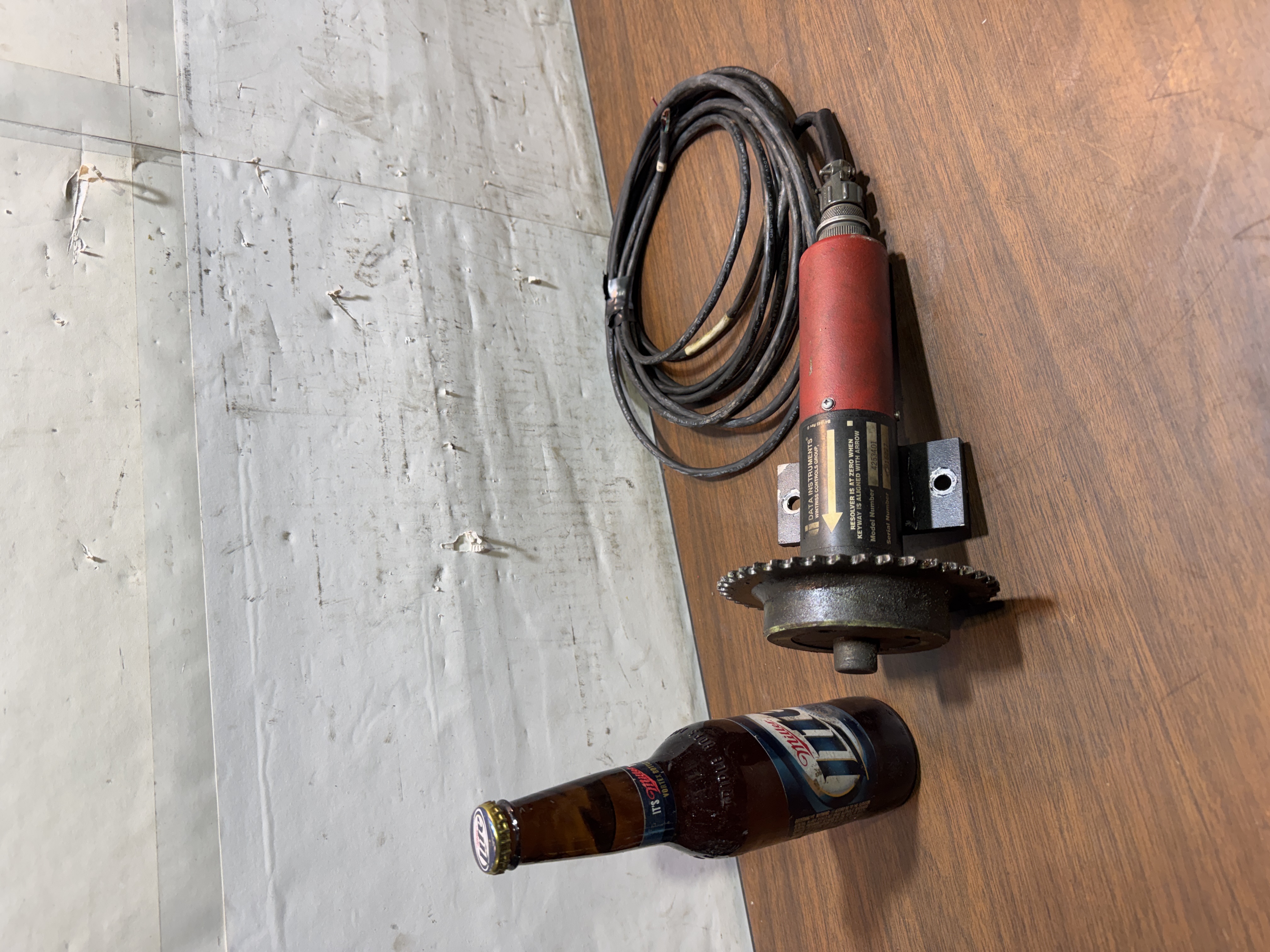 Data Instruments Resolver 4253401 Rotary Sensor w/Cable Sprocket