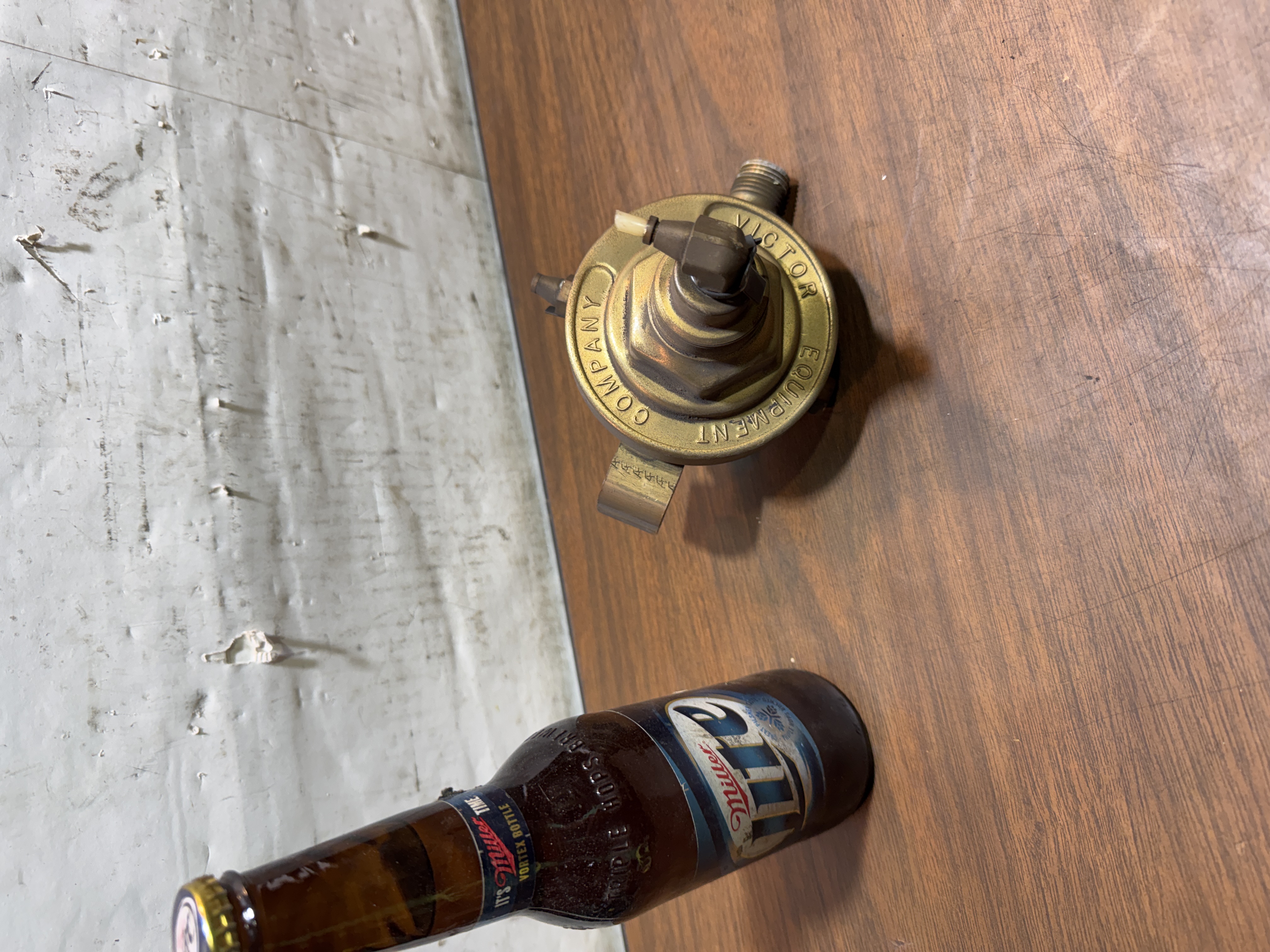 Victor DL700 Gas Pressure Regulator 300 PSI In 125 PSI Out USA