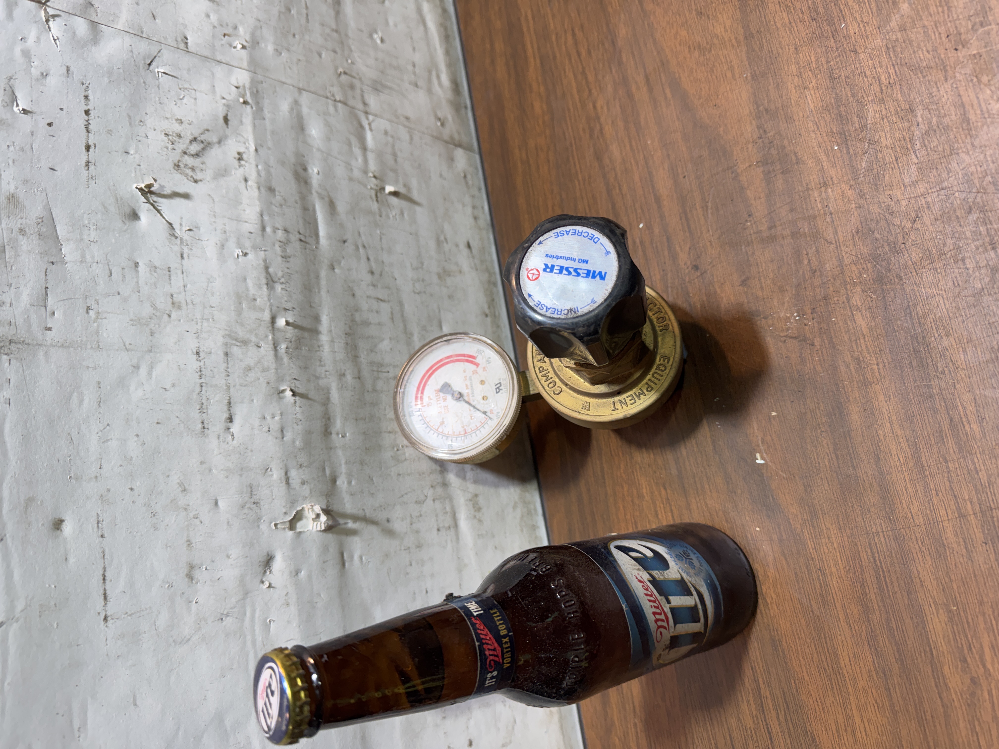 Victor 1501 Acetylene Gas Regulator w/Gauge,Max Inlet 200 PSIG