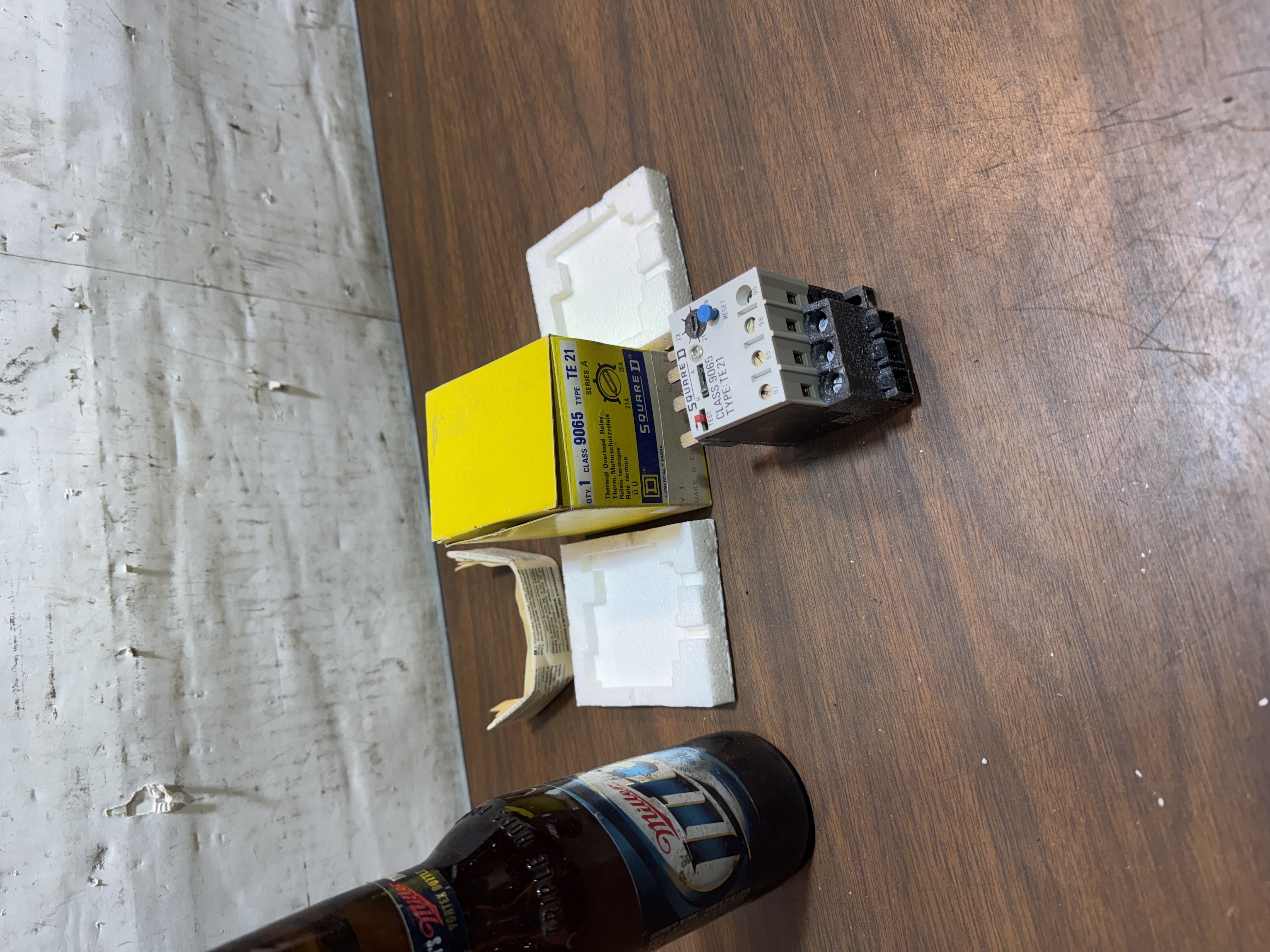 NEW!Square D 9065 TE21 Thermal Overload Relay 21-26A Series A