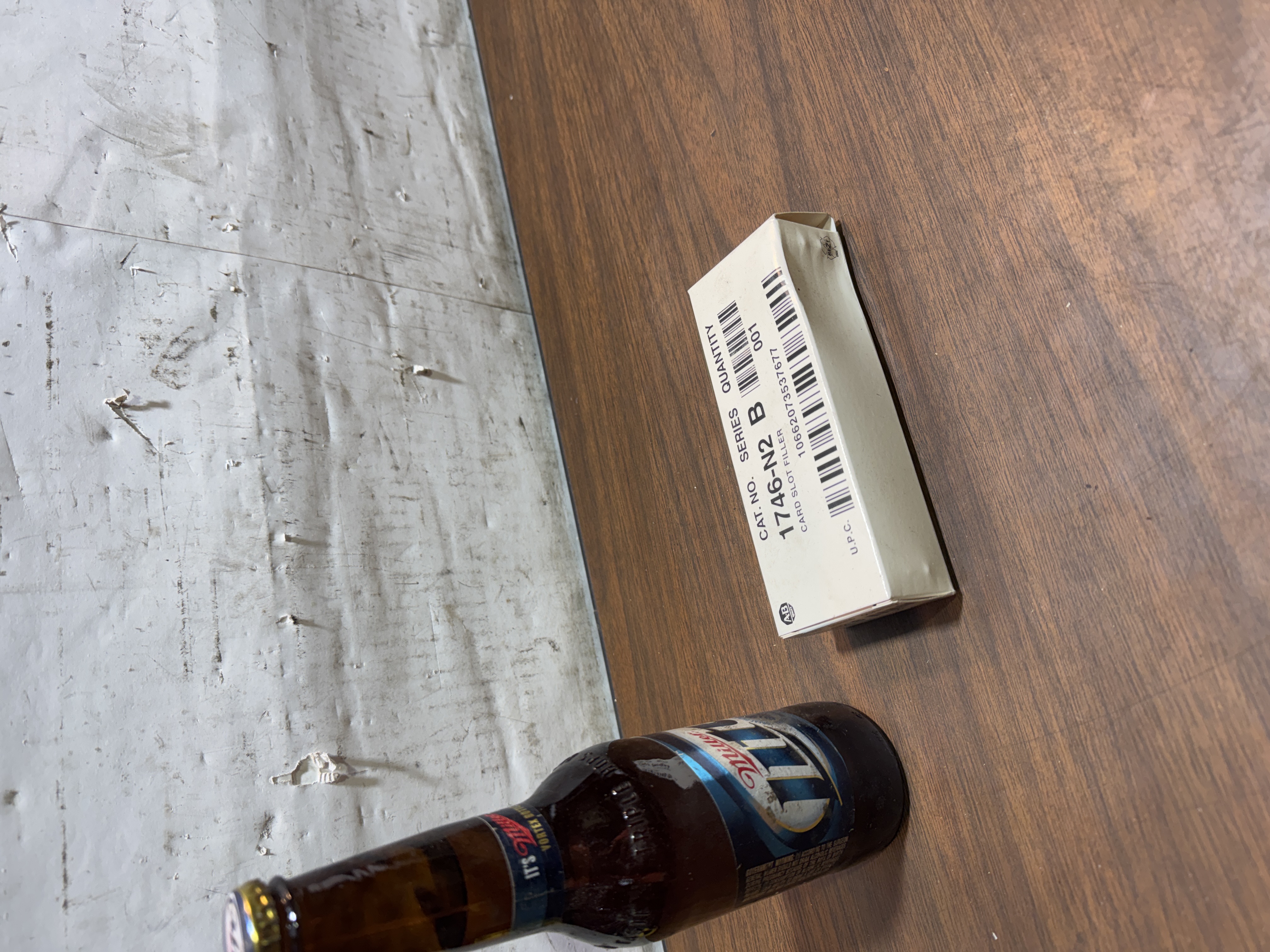 NEW!Allen-Bradley 1746-N2 Series B Card Slot Filler(Boxed)