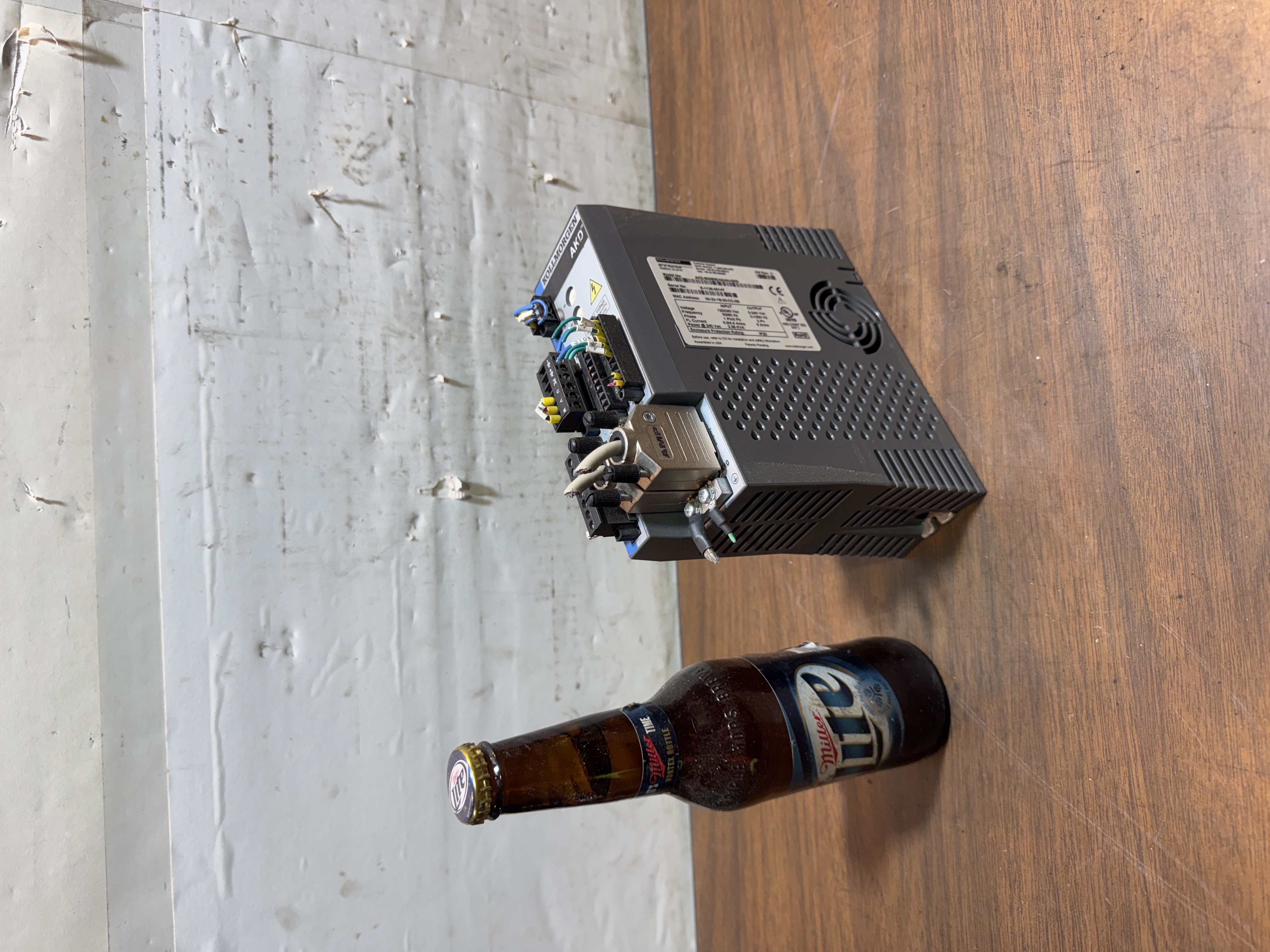 Kollmorgen AKD Servo Drive AKD-B00606-NAAN-0000 240V 6A
