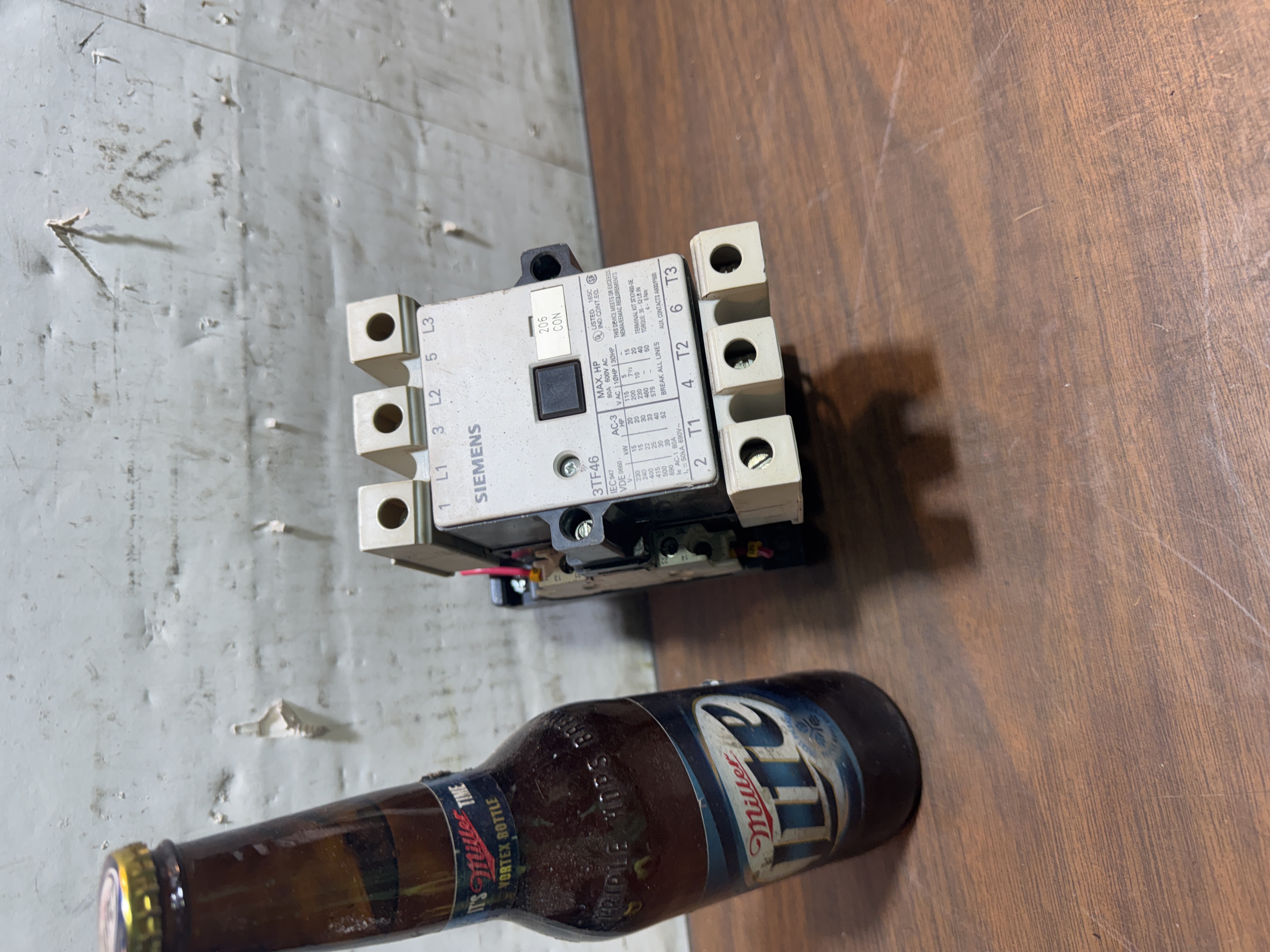 Siemens 3TF46 3-Pole Contactor 80A 600V AC IEC 947