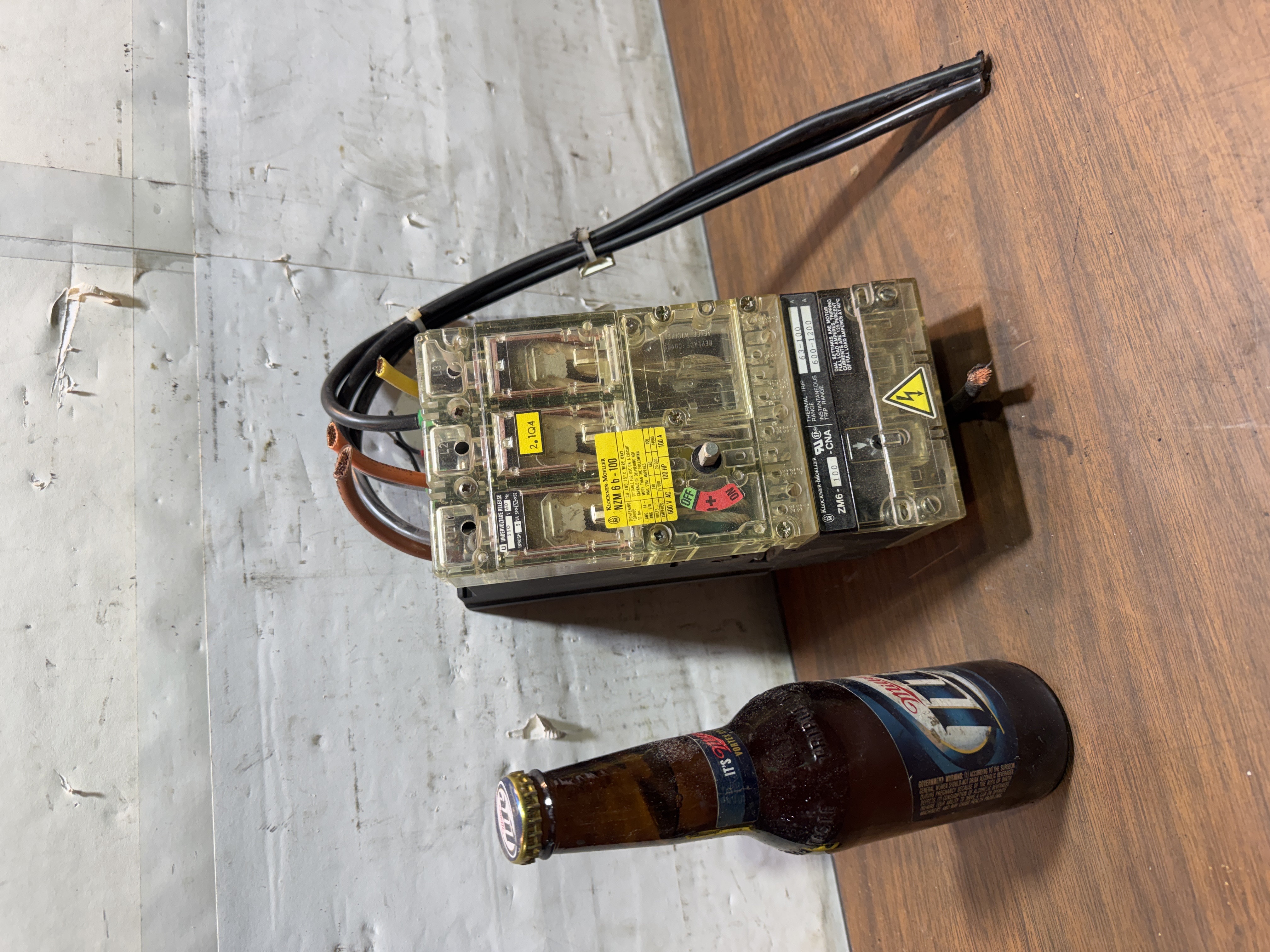 Klockner-Moeller NZM6-100 3-Pole Molded Case Breaker 100A 600VAC