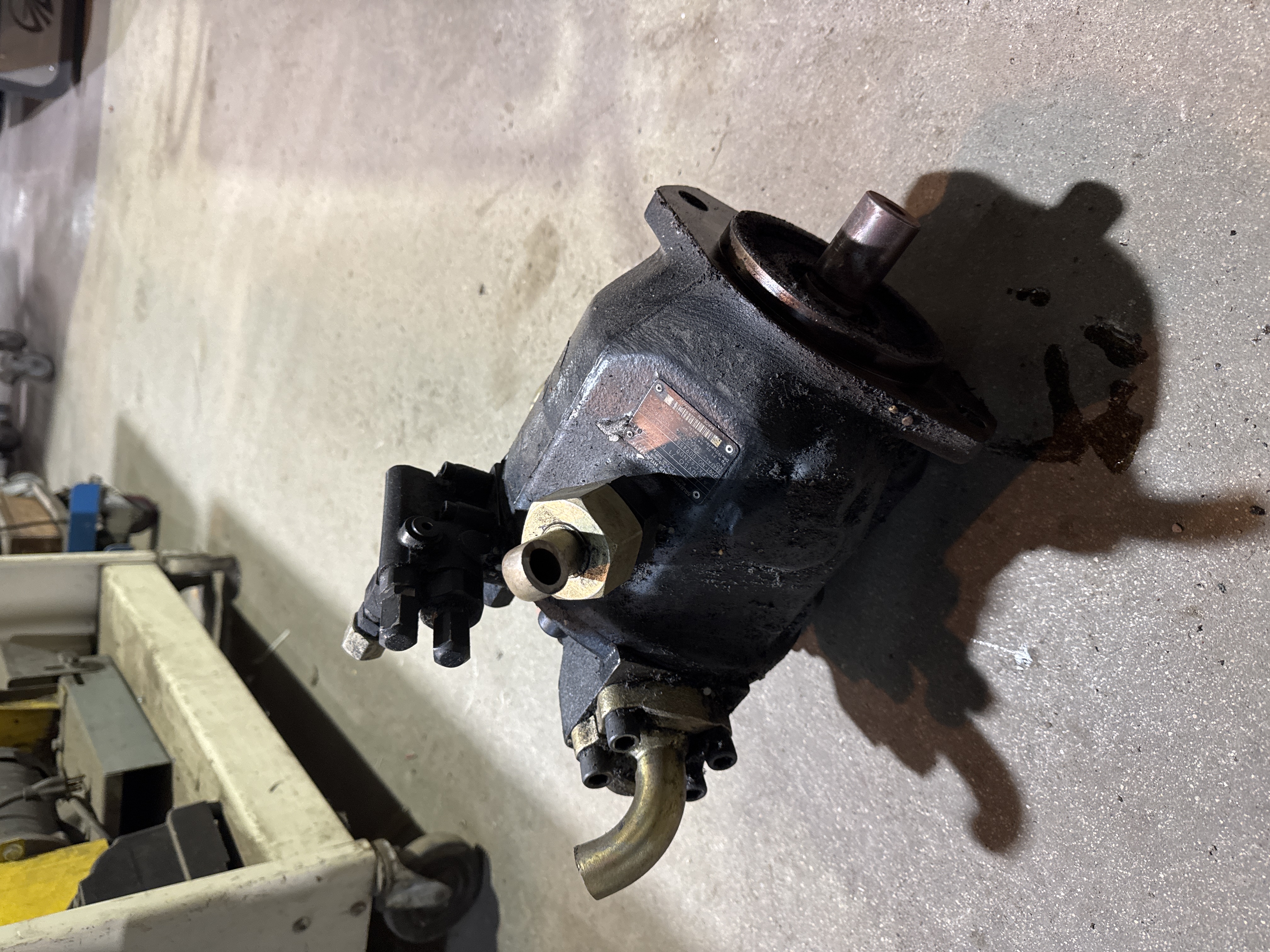 Brueninghaus Hydromatik AA10VSO 71 DFR Hydraulic Pump 71cc 190bar