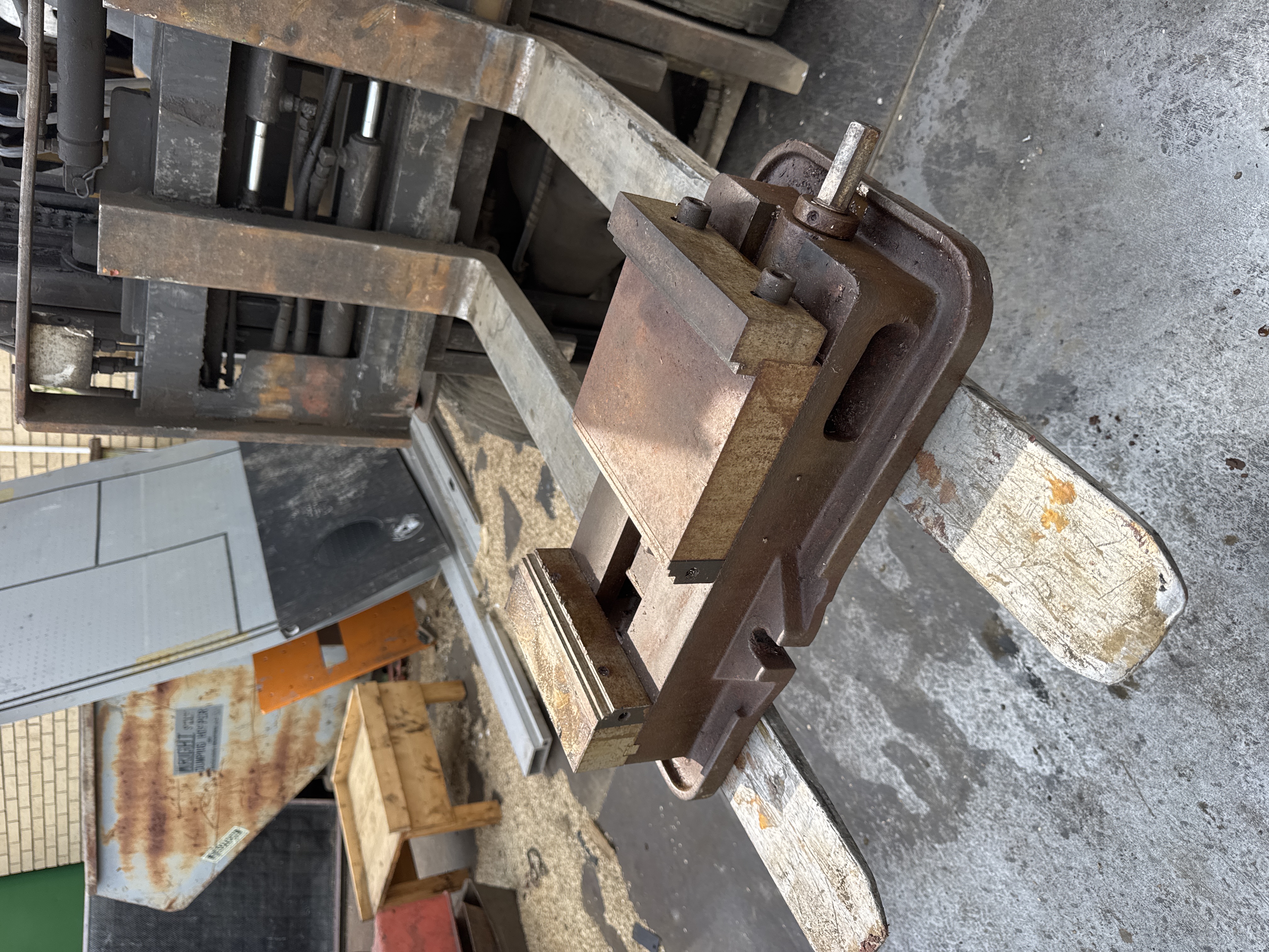 Kurt D80 Precision Machine Vise 8"jaws heavy duty milling vise