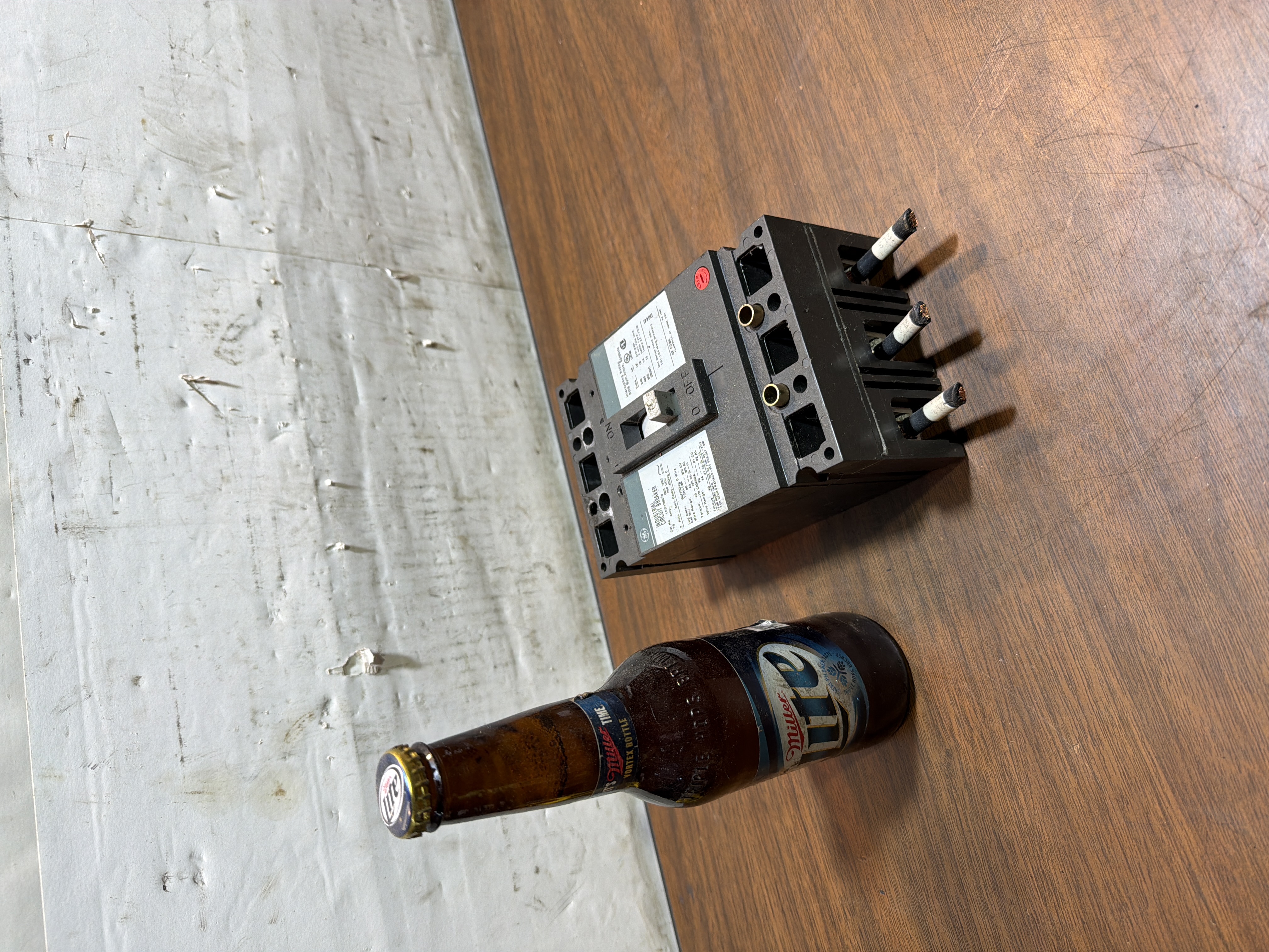 GE TED136070 70A 3-Pole Circuit Breaker 600VAC 250VDC HACR