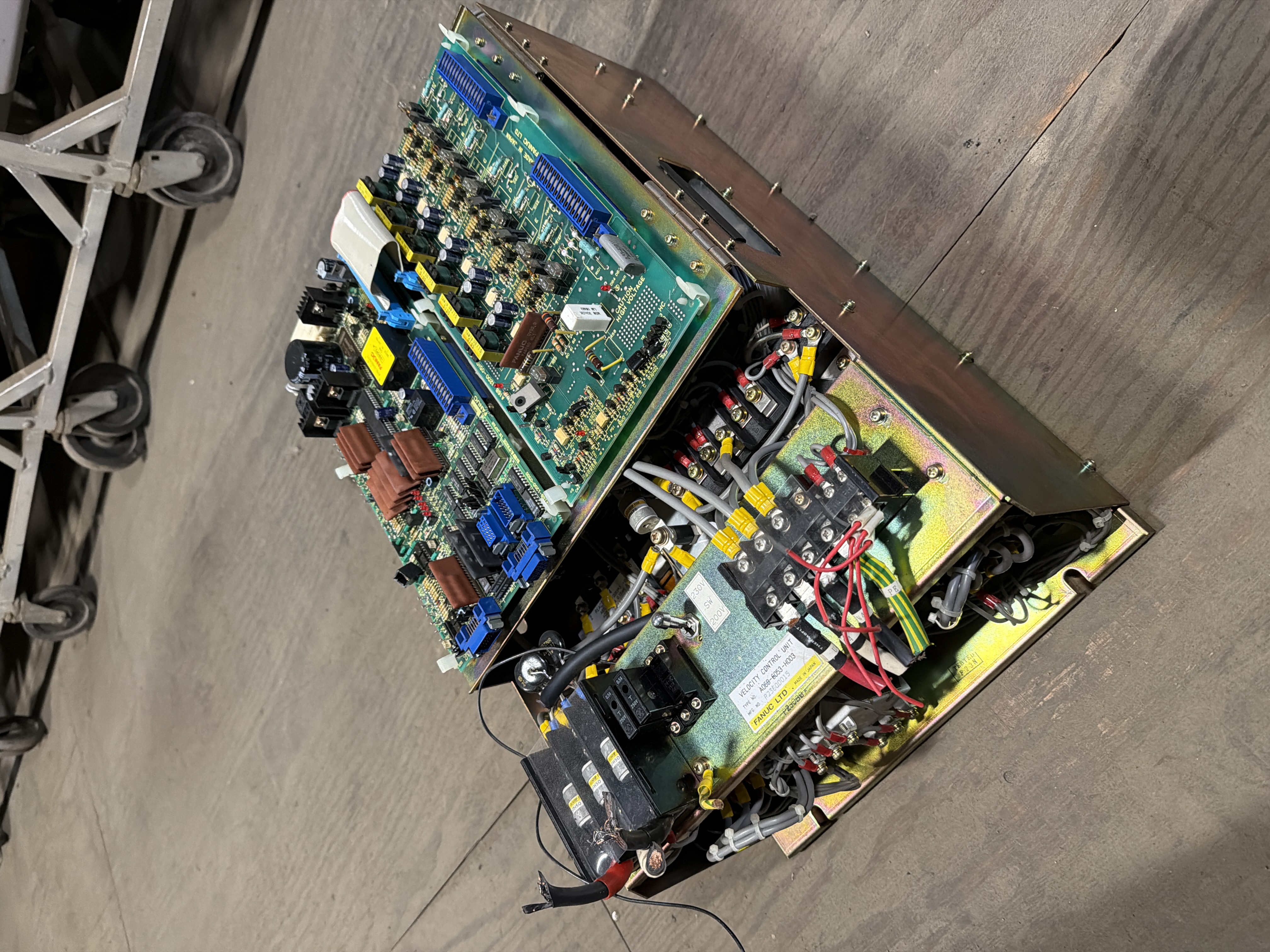 FANUC A06B-6053-H003 Velocity Control Unit Servo Drive Amplifier