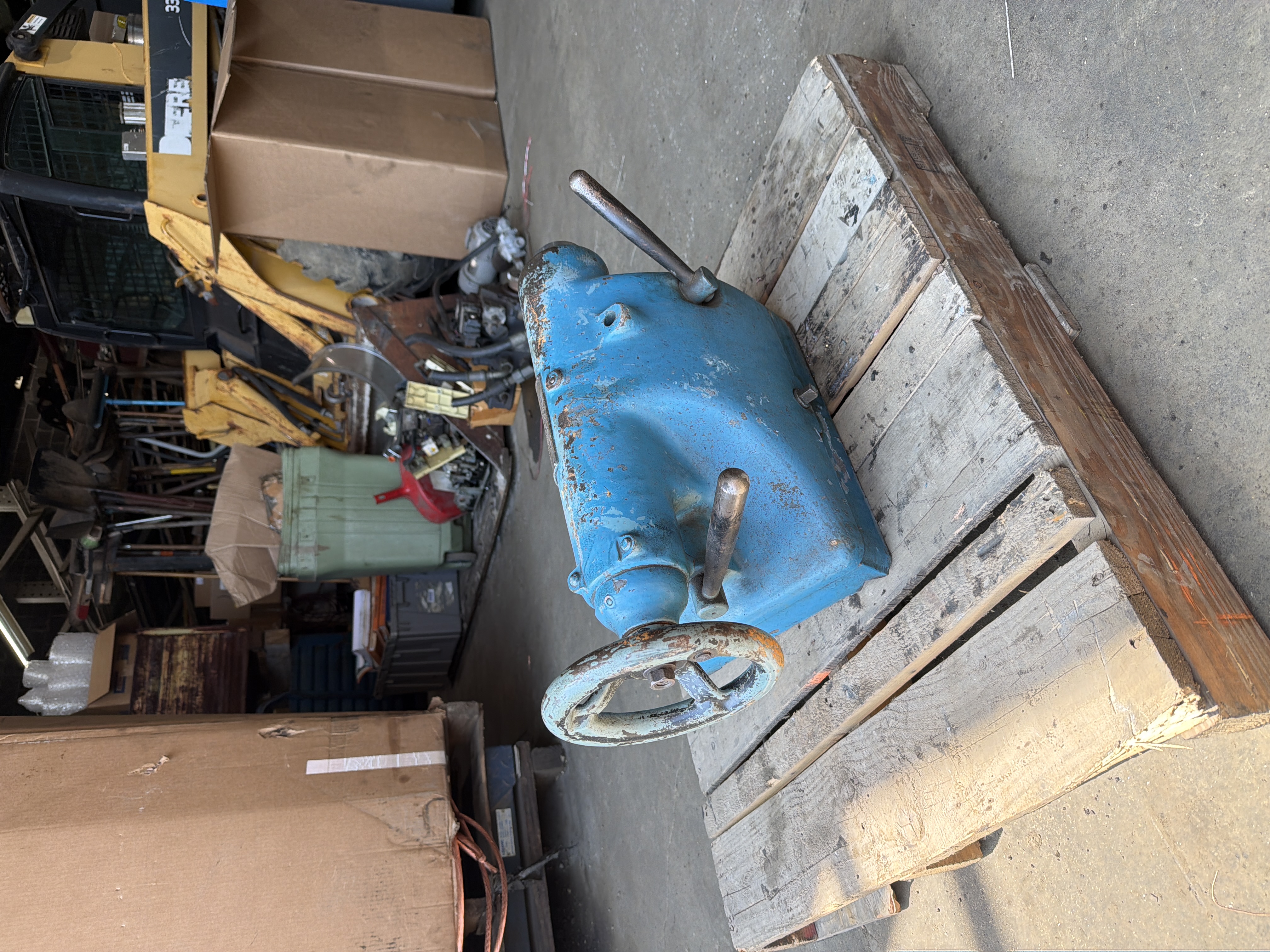 PRATT WHITNEY HARTFORD 16 IN LATHE TAIL STOCK