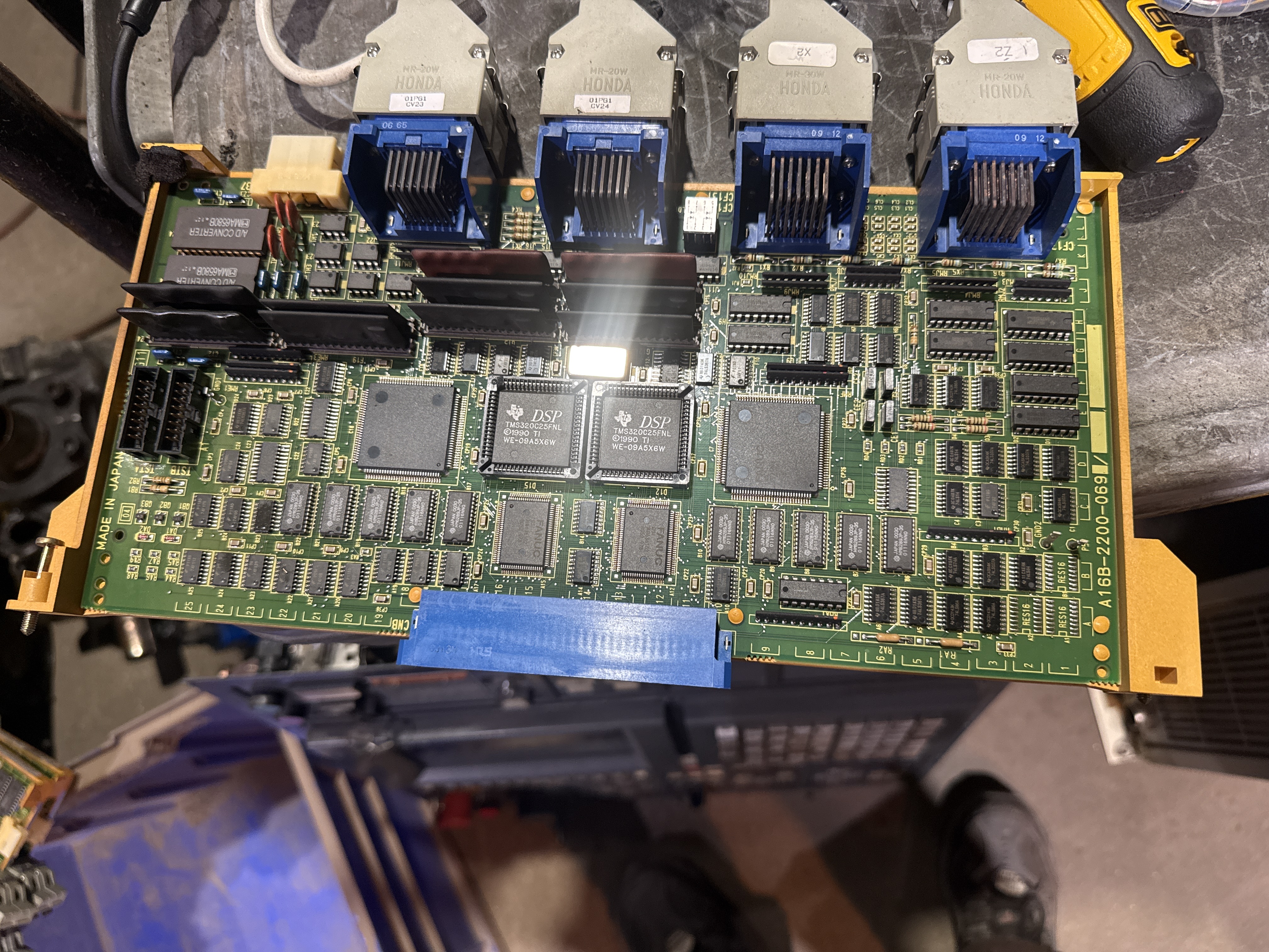 Fanuc A16B-2200-0691 Series 15 Serial Feedback Axis Board CNC