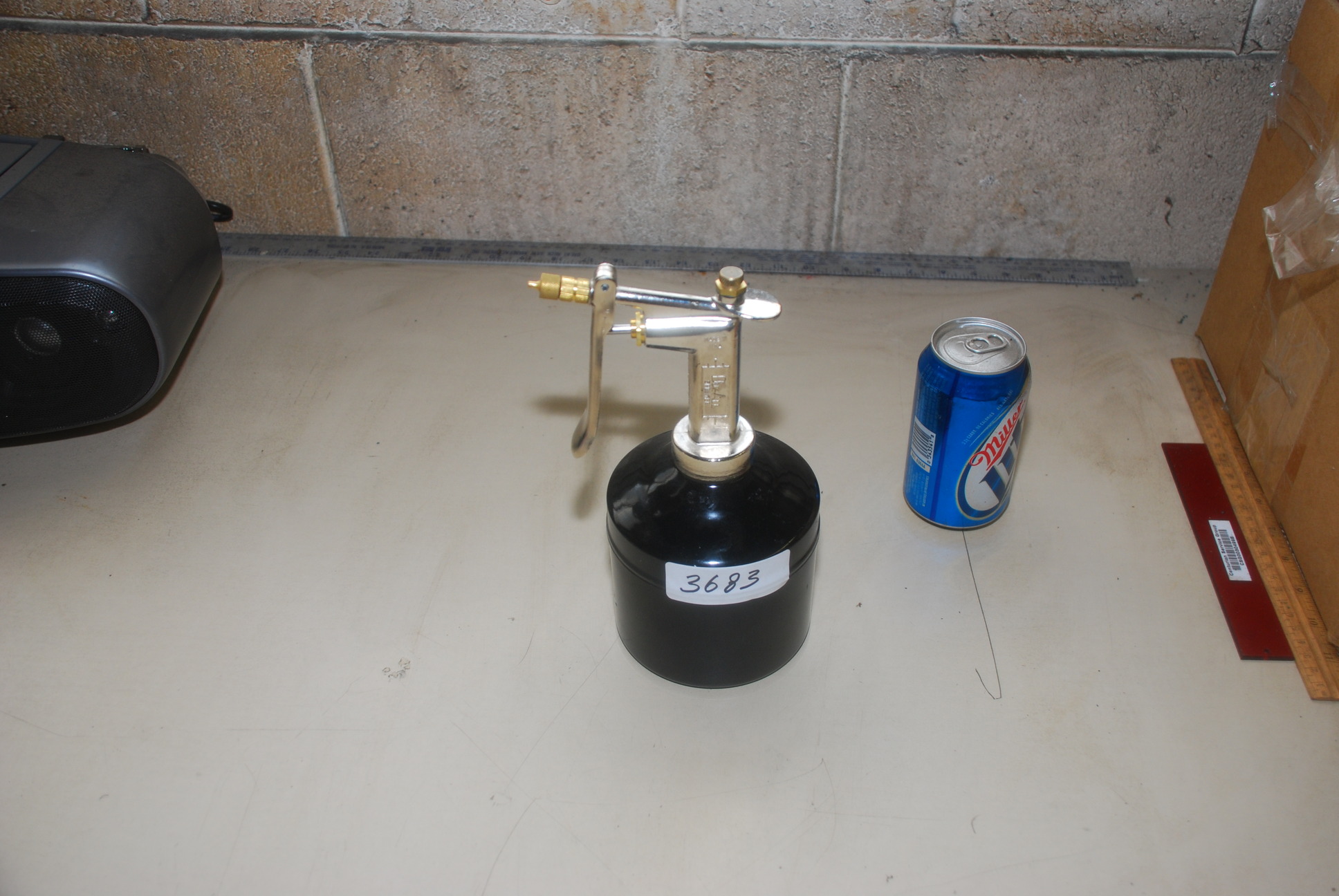 NEW,Idico Duz-All Tree Marking Paint Gun WITH Quart Can