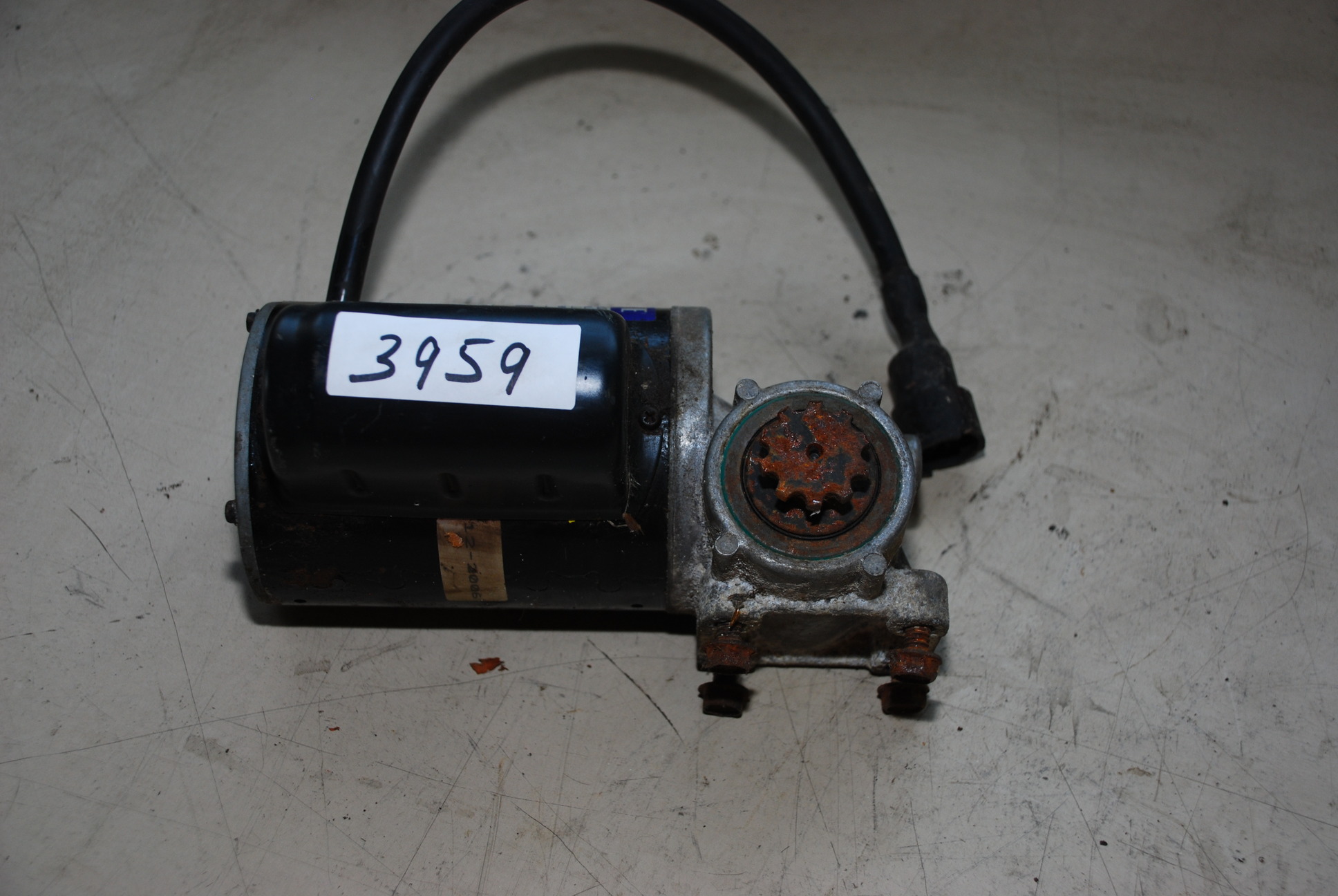 USED,Rite Hite dok-lok 800035 Gear Motor 56/48RPM 275 Torque - Used