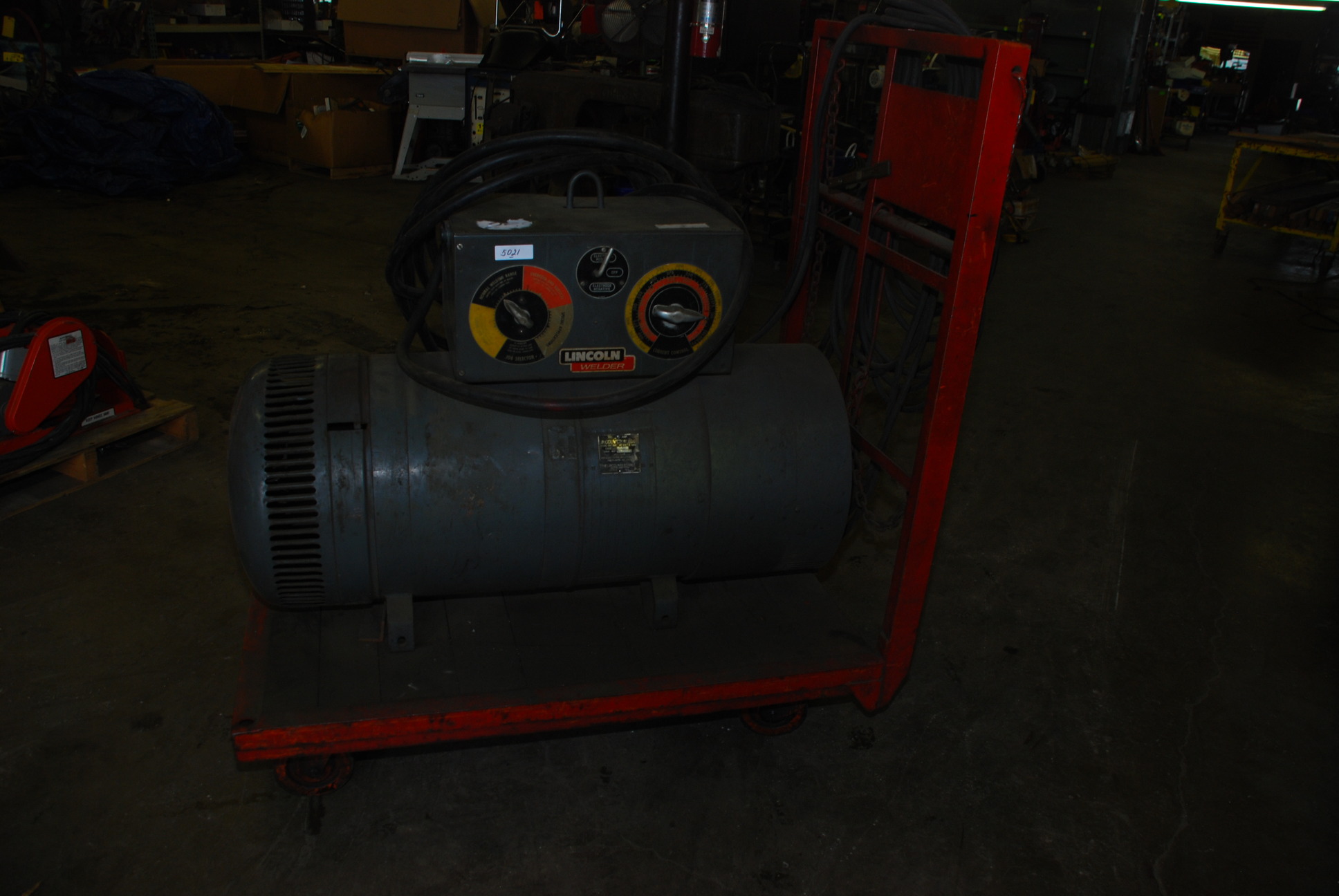 Lincoln Shield Arc Stick Welder, SAE 300,3 ph motor-generator sa 200