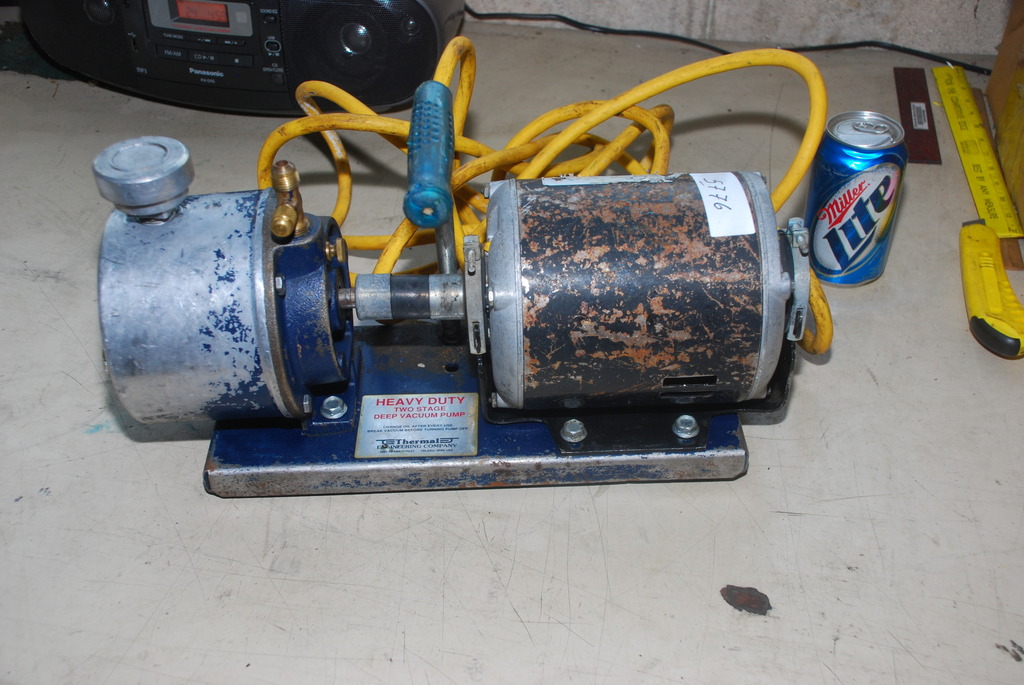 THERMAL MODEL 1825Z HVAC VACUUM PUMP 3.2 CFM WORKS