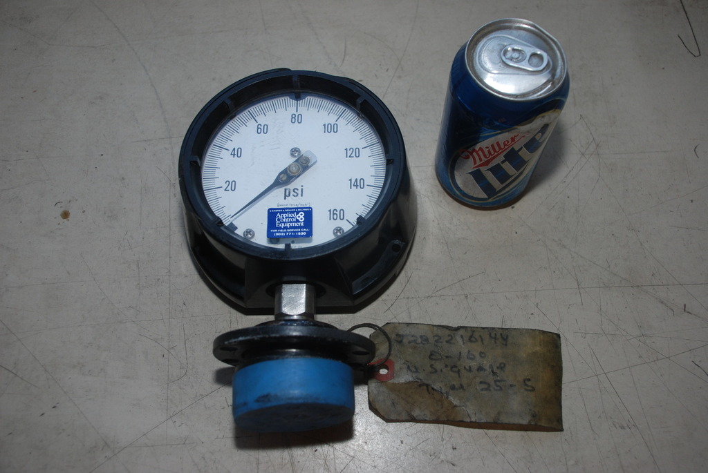 USG Solfrunt 160 psi Pressure Gauge Tube and Conn SST 316 J282210144