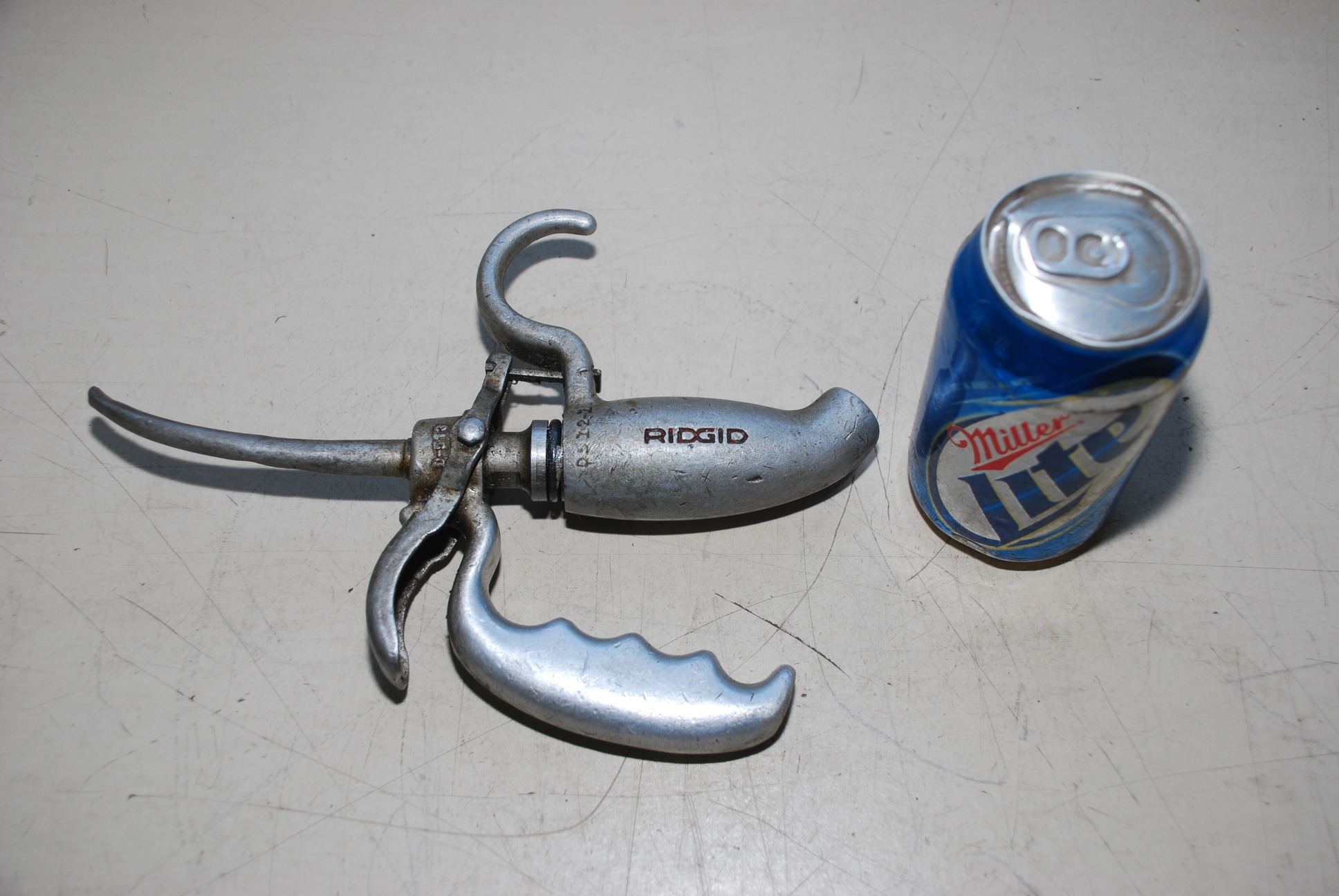 Ridgid Oiler Hand Pump Gun D-513, D512-1, 10" x 7.25"