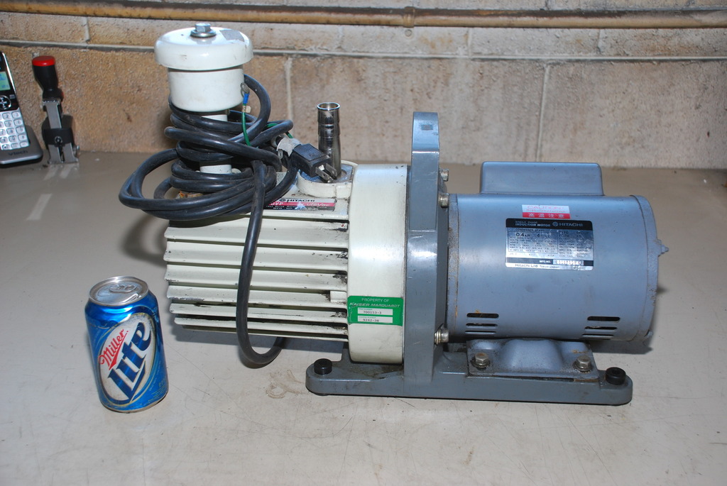 Hitachi Vacuum Pump Cute Vac 160VP Direct Drive Rotary, Mfg. No. 46132