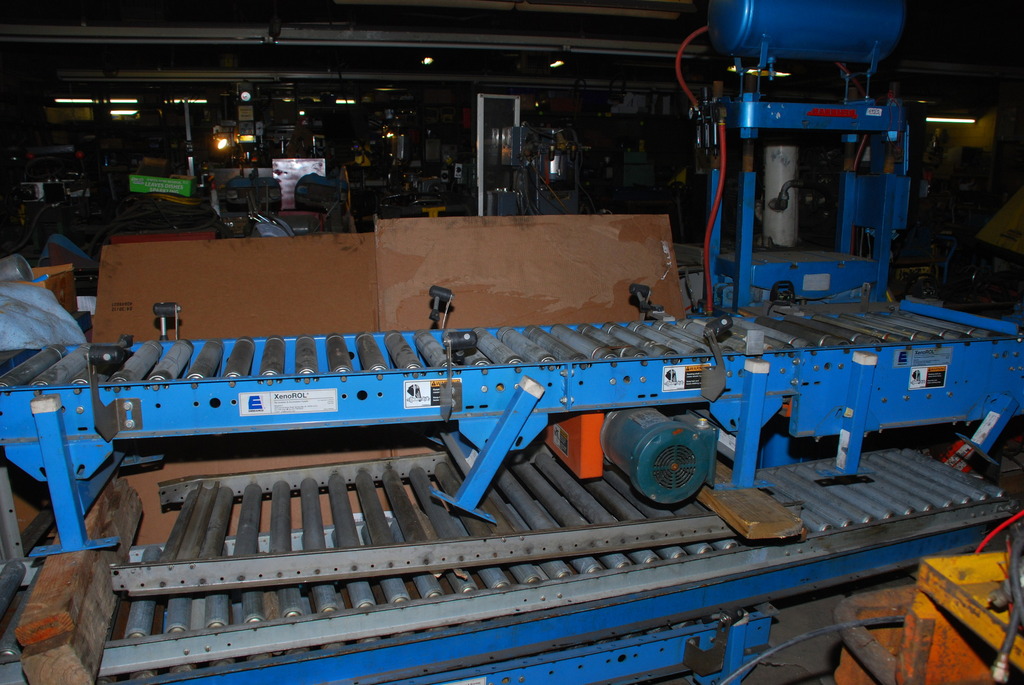 NICE!Ermanco XenoROL Powered Conveyor Belt 100x16,1/2HP Reliance Motor