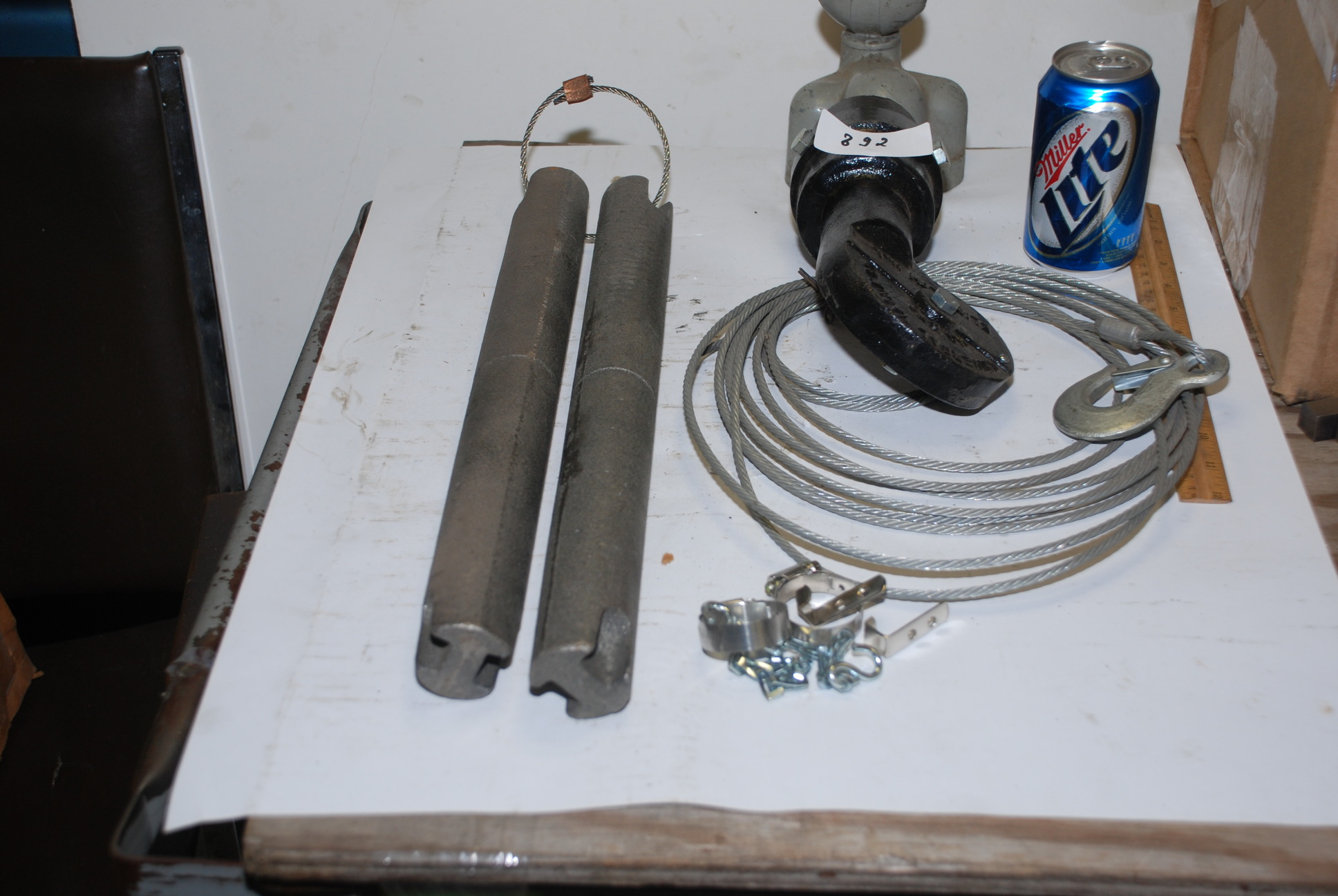 Universal Valve Co Model 870 Hose Retriever for Gas Station