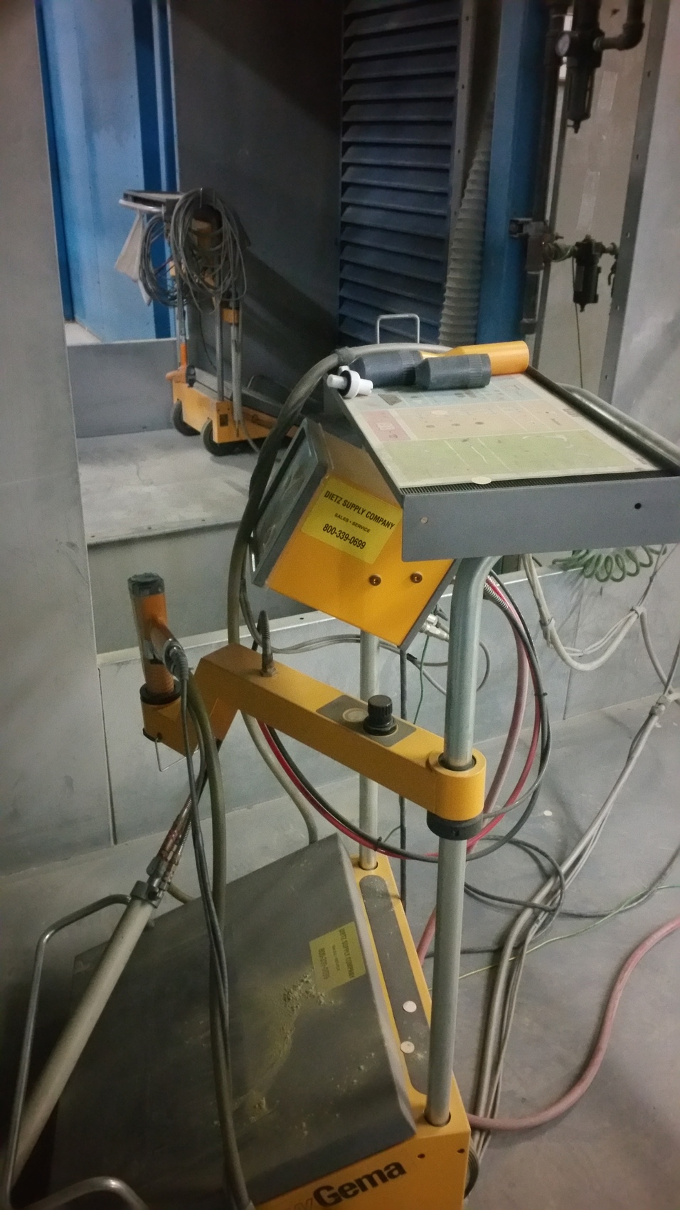 Devilbiss powder coating system,ITW Gema EasyTronic applicators booth