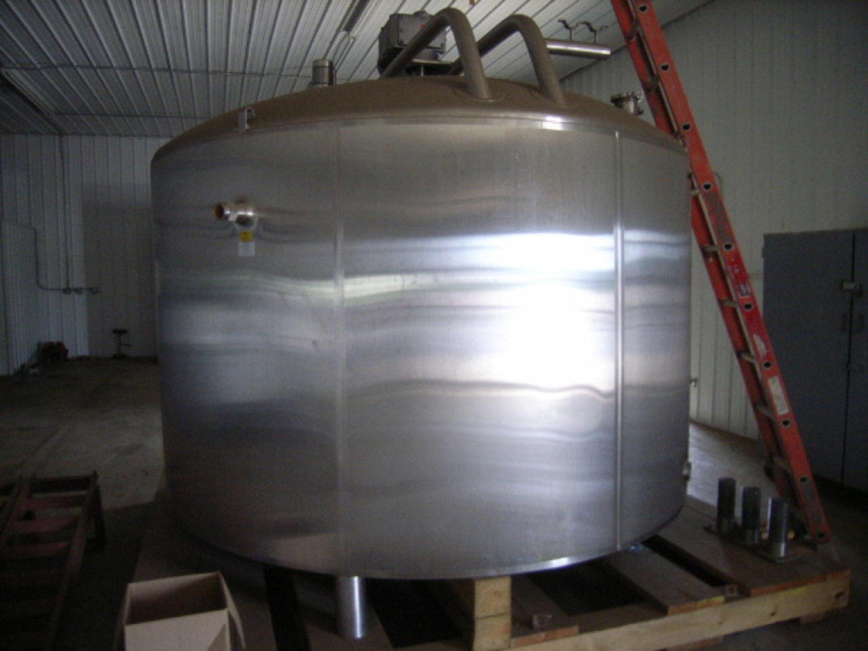 1,500 gal.jacketed vertical Stainless Steel tank,agitator
