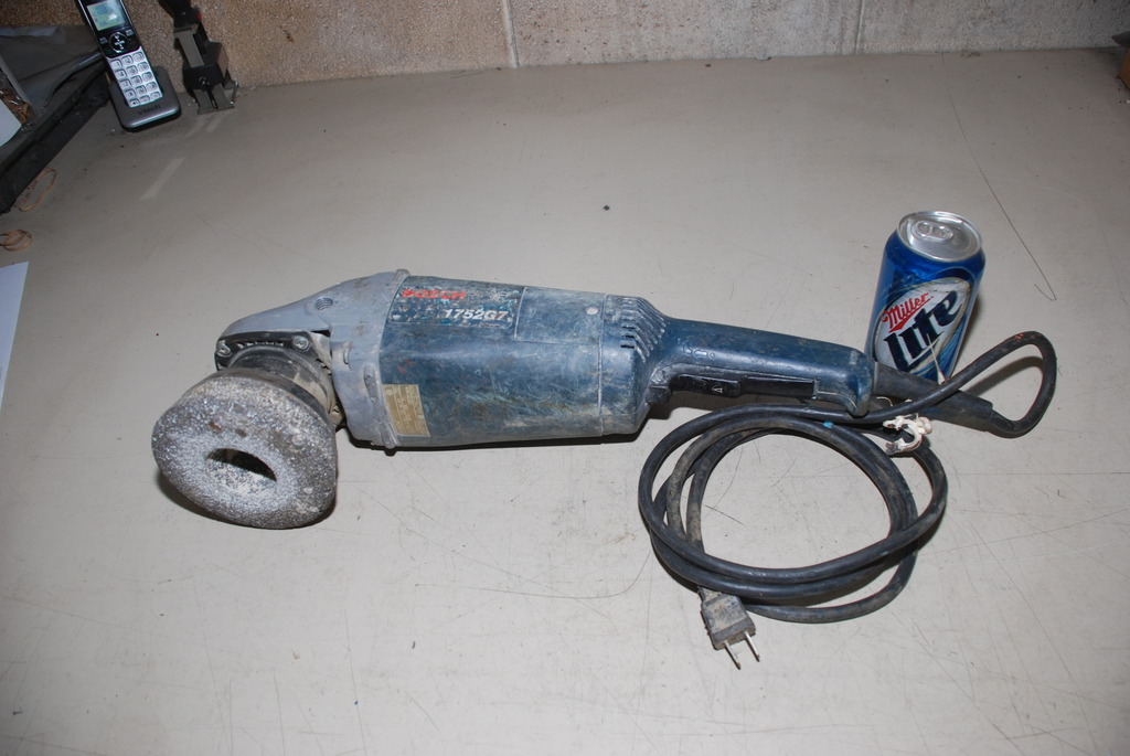 Bosch 1752G7 Angle Grinder