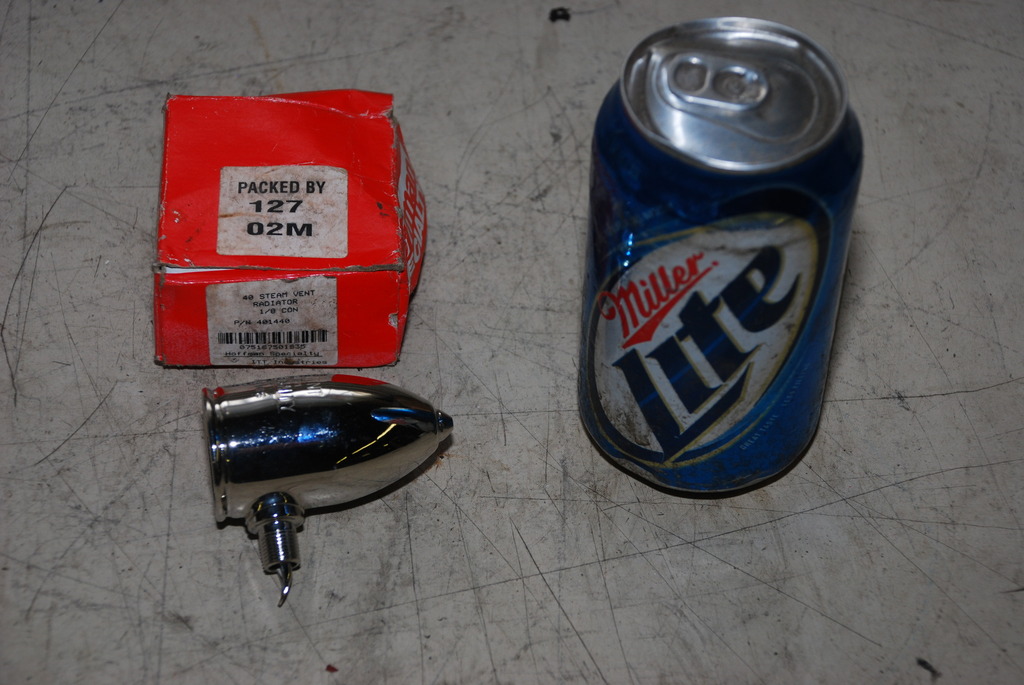 NEW, Hoffman Specialty 40 Steam Vent Radiator Valve 1/8 con P/N 401440