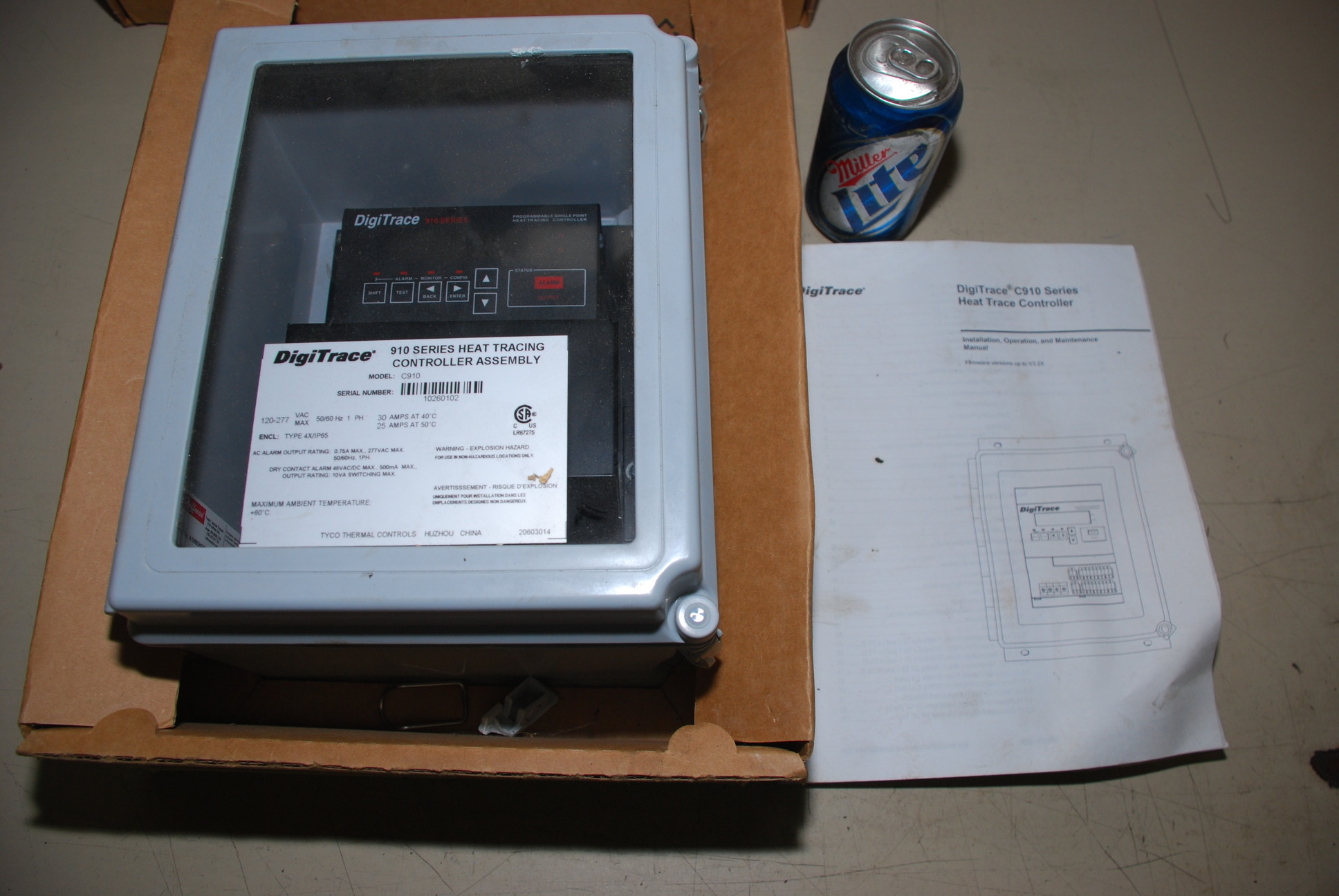 NEW, Digitrace C910 Series Heat Tracing Controller with Manual