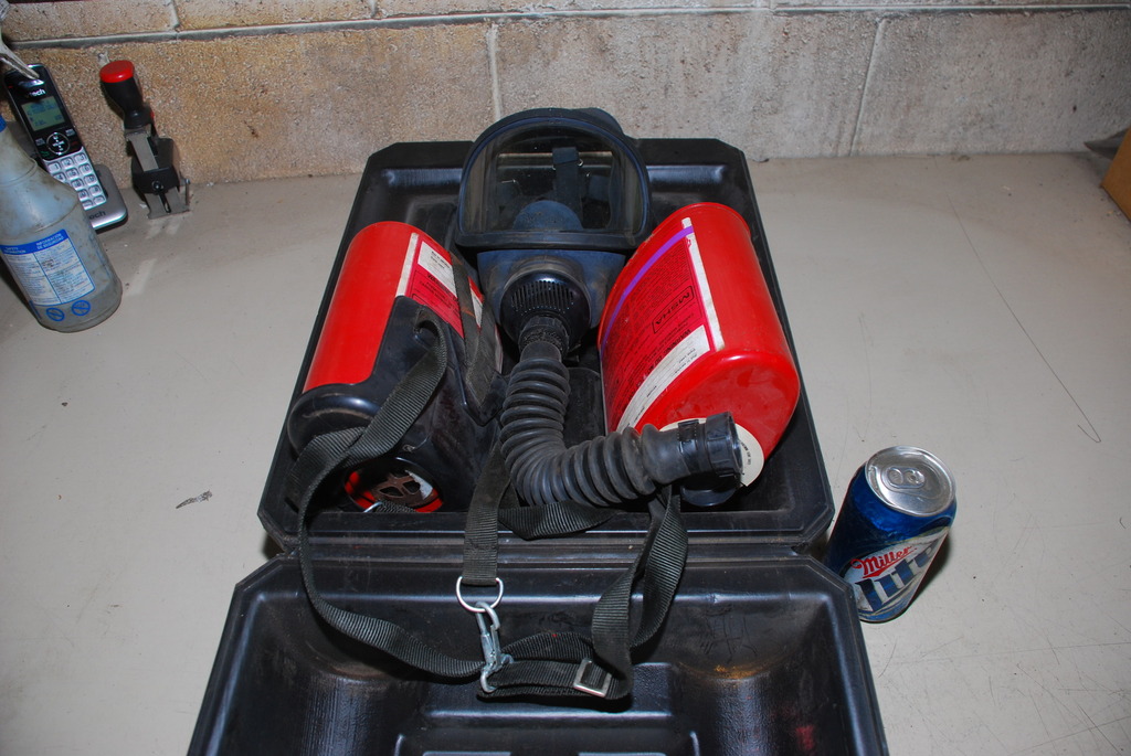 MSA Gas Mask Type N with Window-Cator Canister Model SW