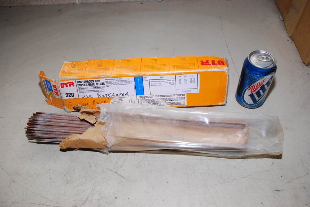 NEW, UTP 320 3/32" Welding Rods Ferrous Copper Blue Tip ASTM-AWS CuSn