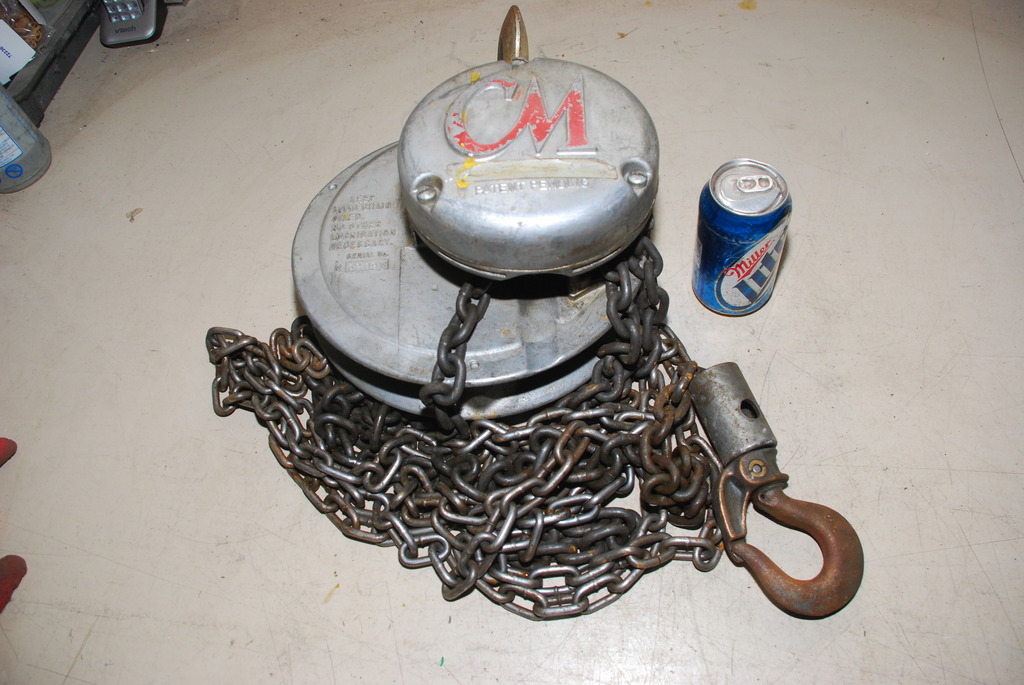 CM Cyclone Model M Chain Hoist, 1 Ton with Load Limiter