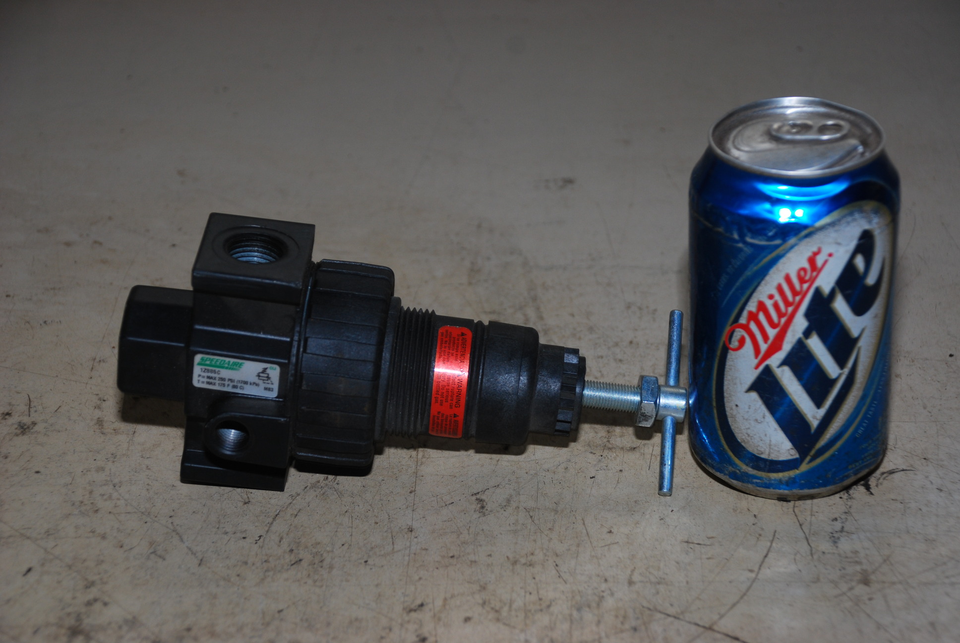 Speedaire 1Z885C Air Pressure Regulator Filter Max 250 Psi, Max 175F